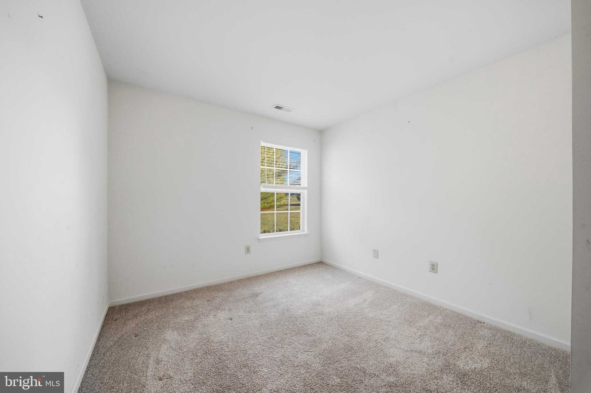 1011 Denby CT photo 12