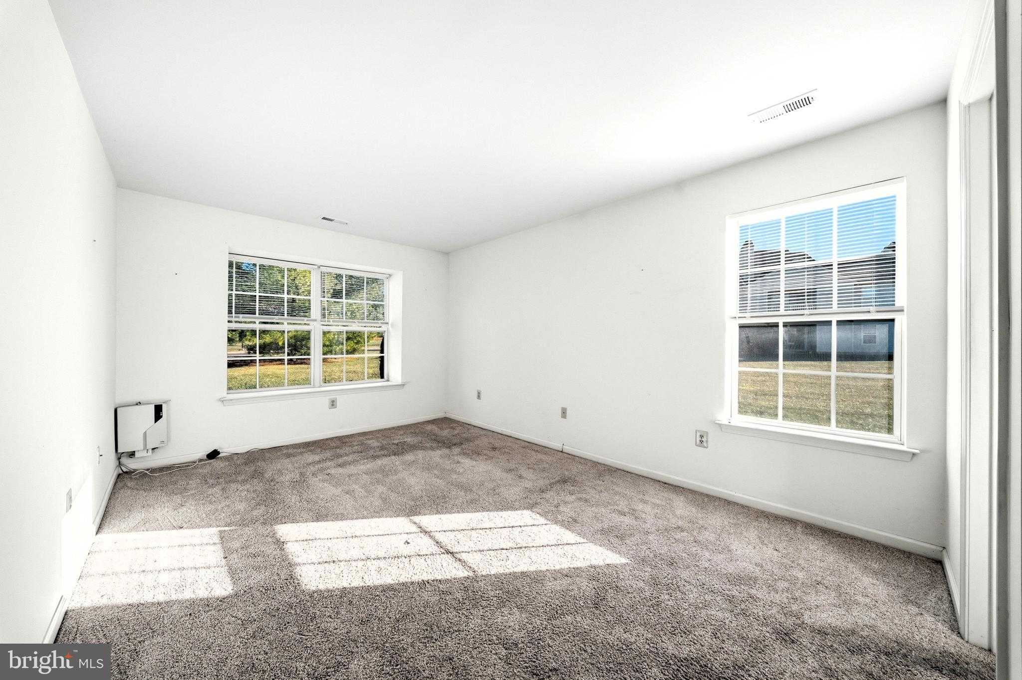 1011 Denby CT photo 14