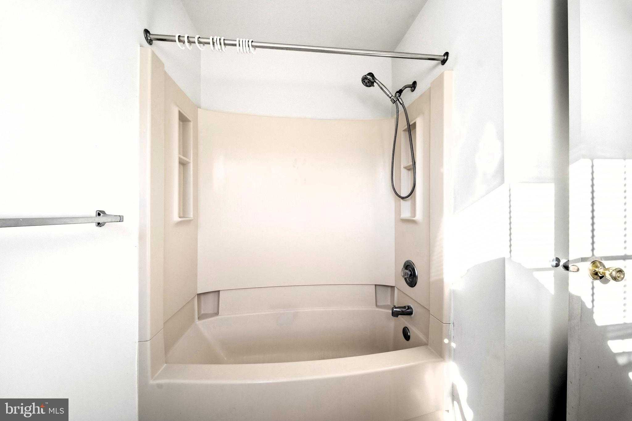 1011 Denby CT photo 18