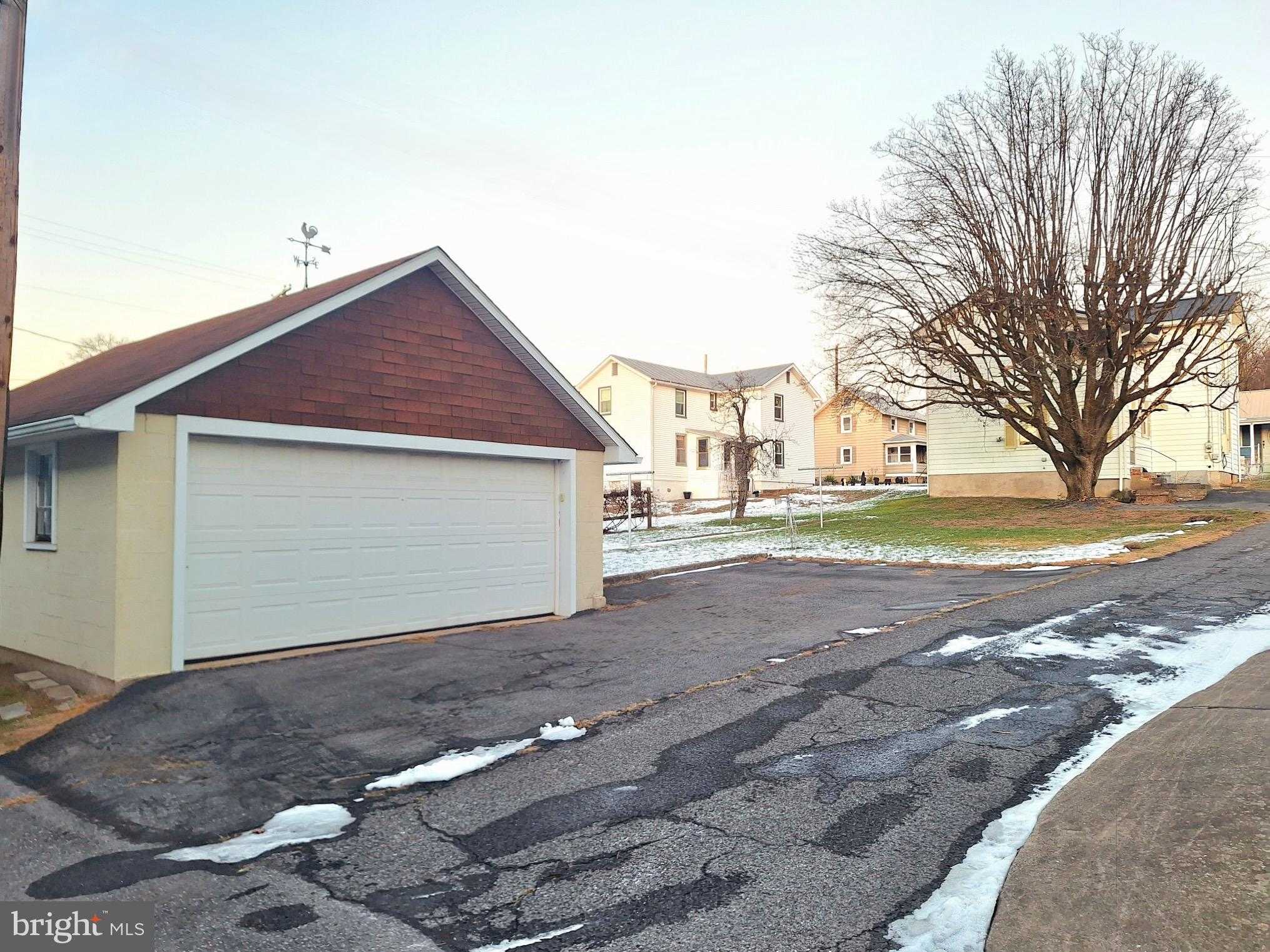 507 Liberty St photo 12