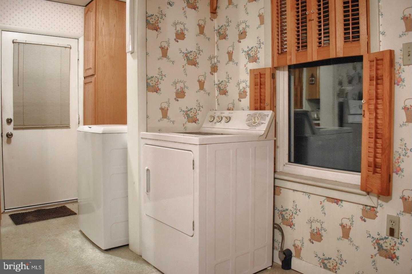 507 Liberty St photo 6