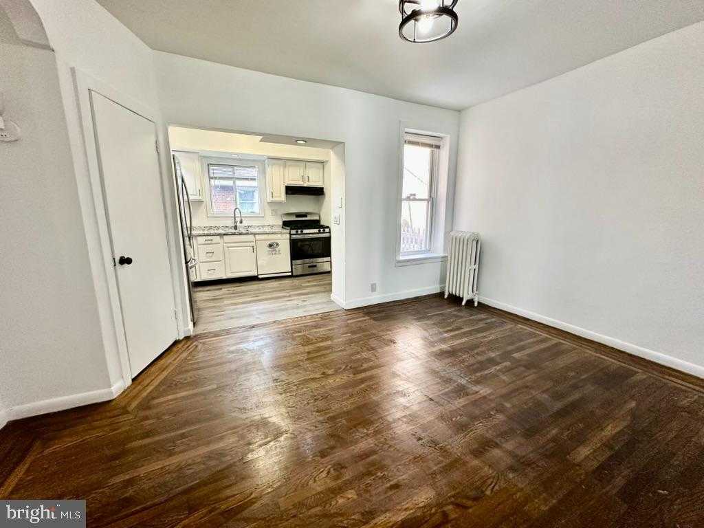 4720 Vista St photo 14