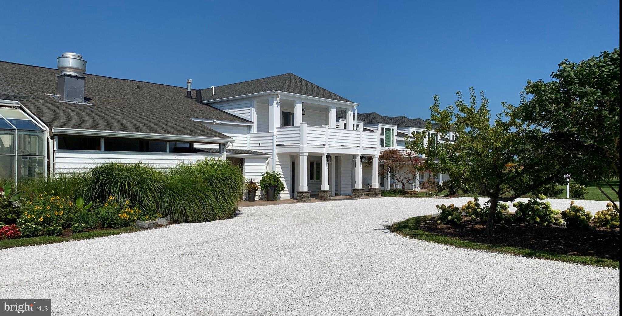 21384 Coopertown Rd photo 2