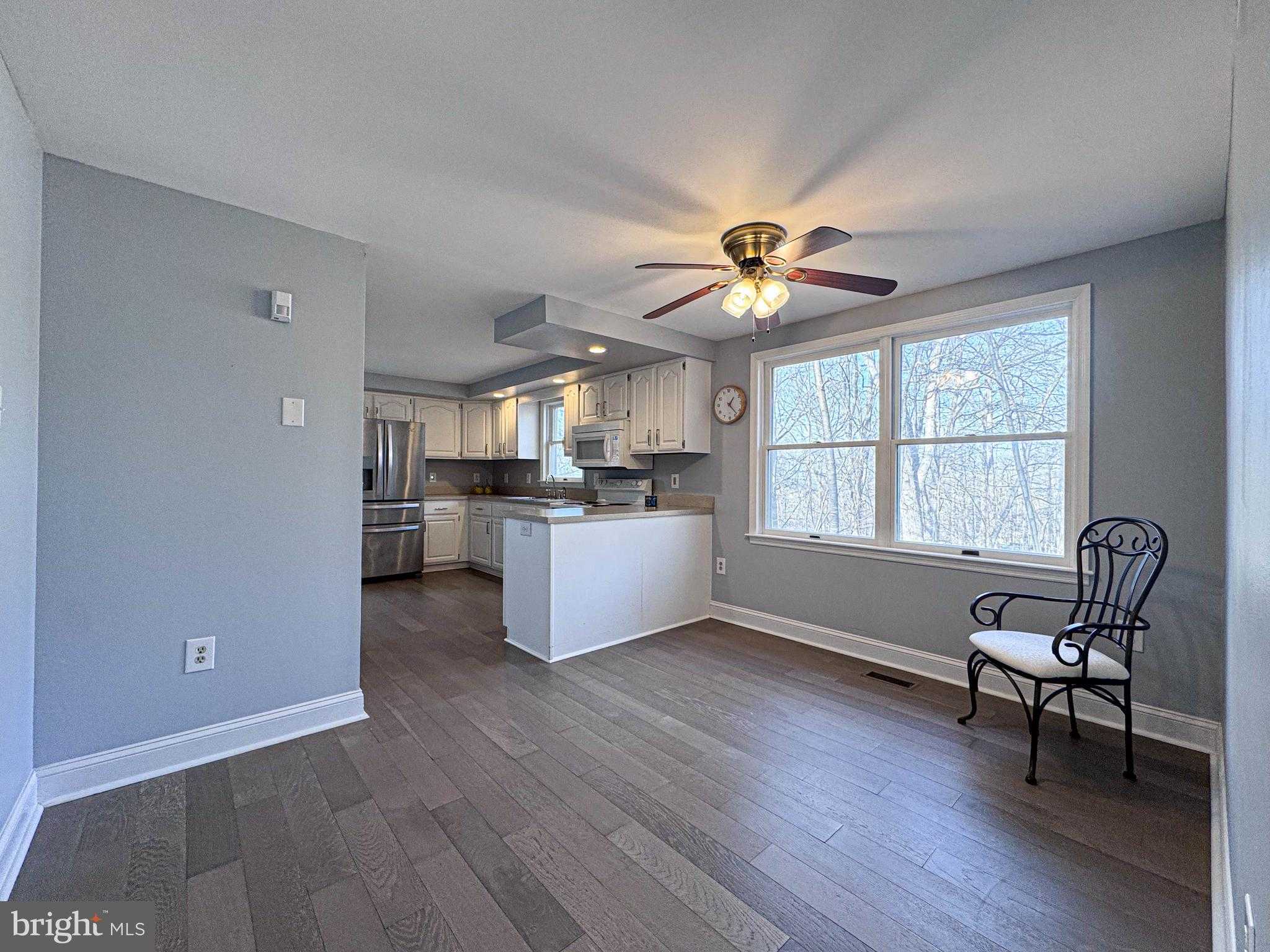 155 Balsam Ln photo 19