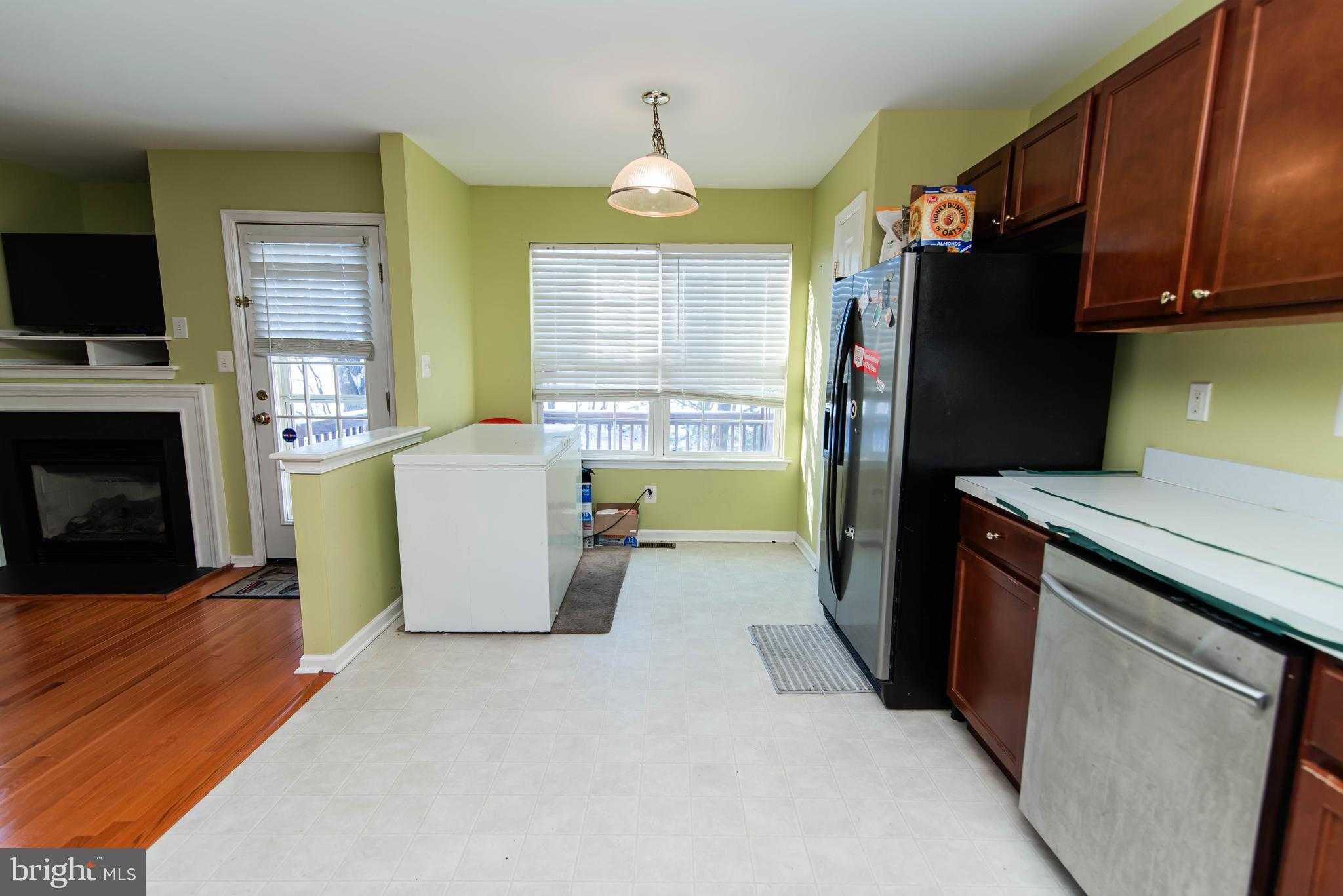 369 Wheatfield Cir photo 25