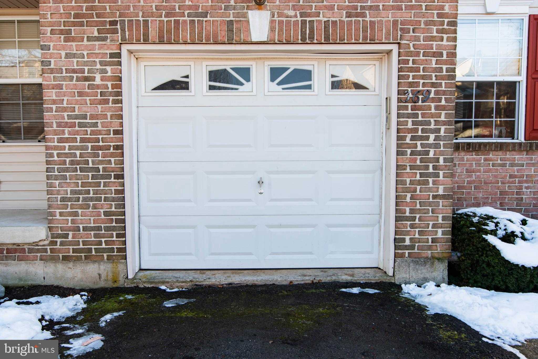 369 Wheatfield Cir photo 5