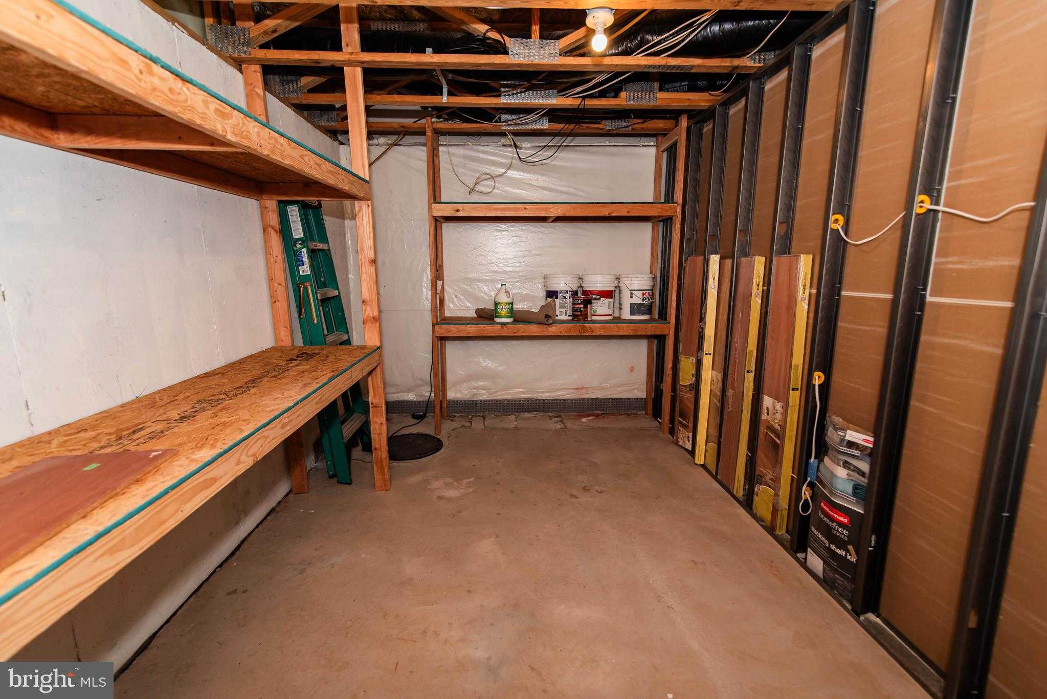 369 Wheatfield Cir photo 54