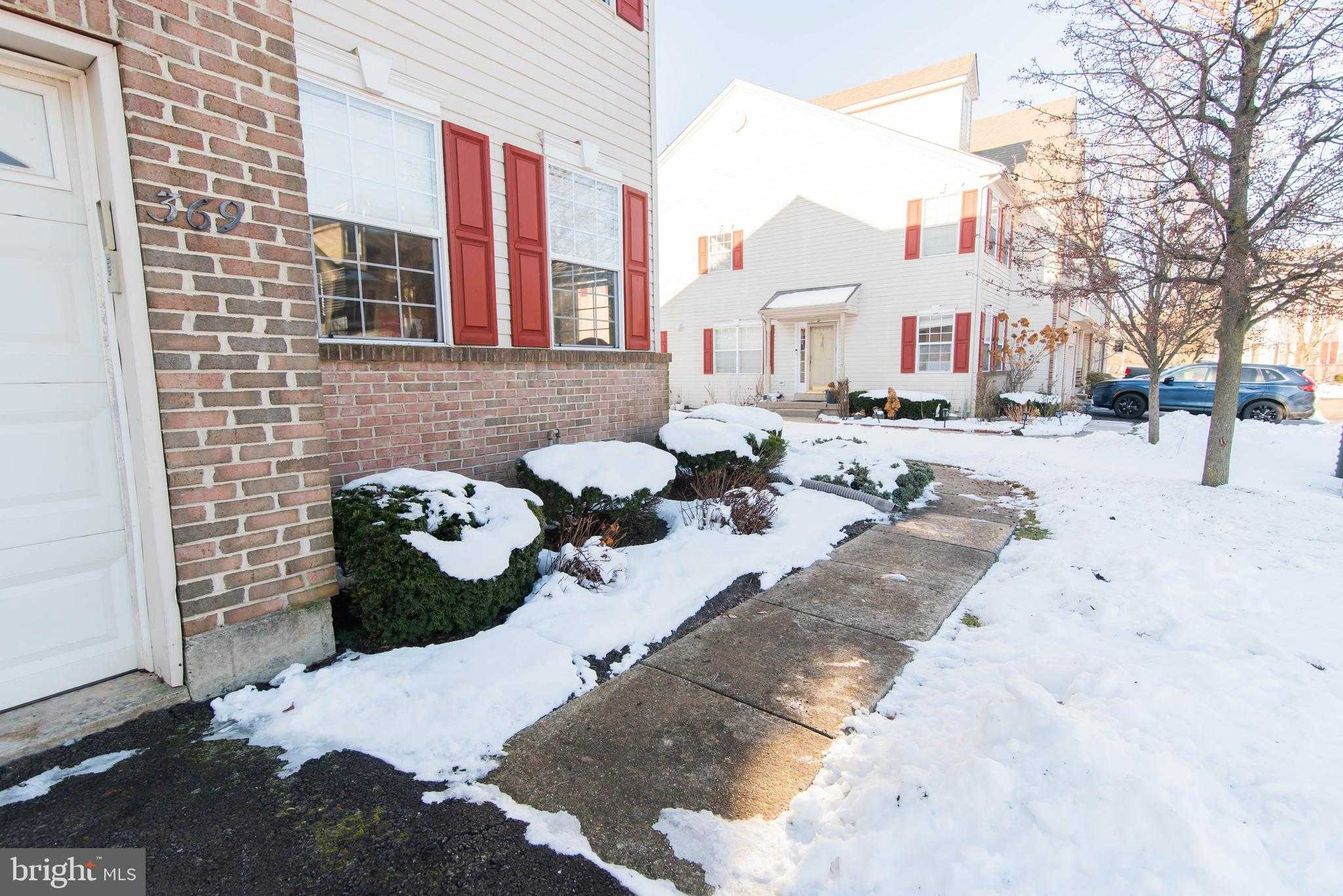 369 Wheatfield Cir photo 6