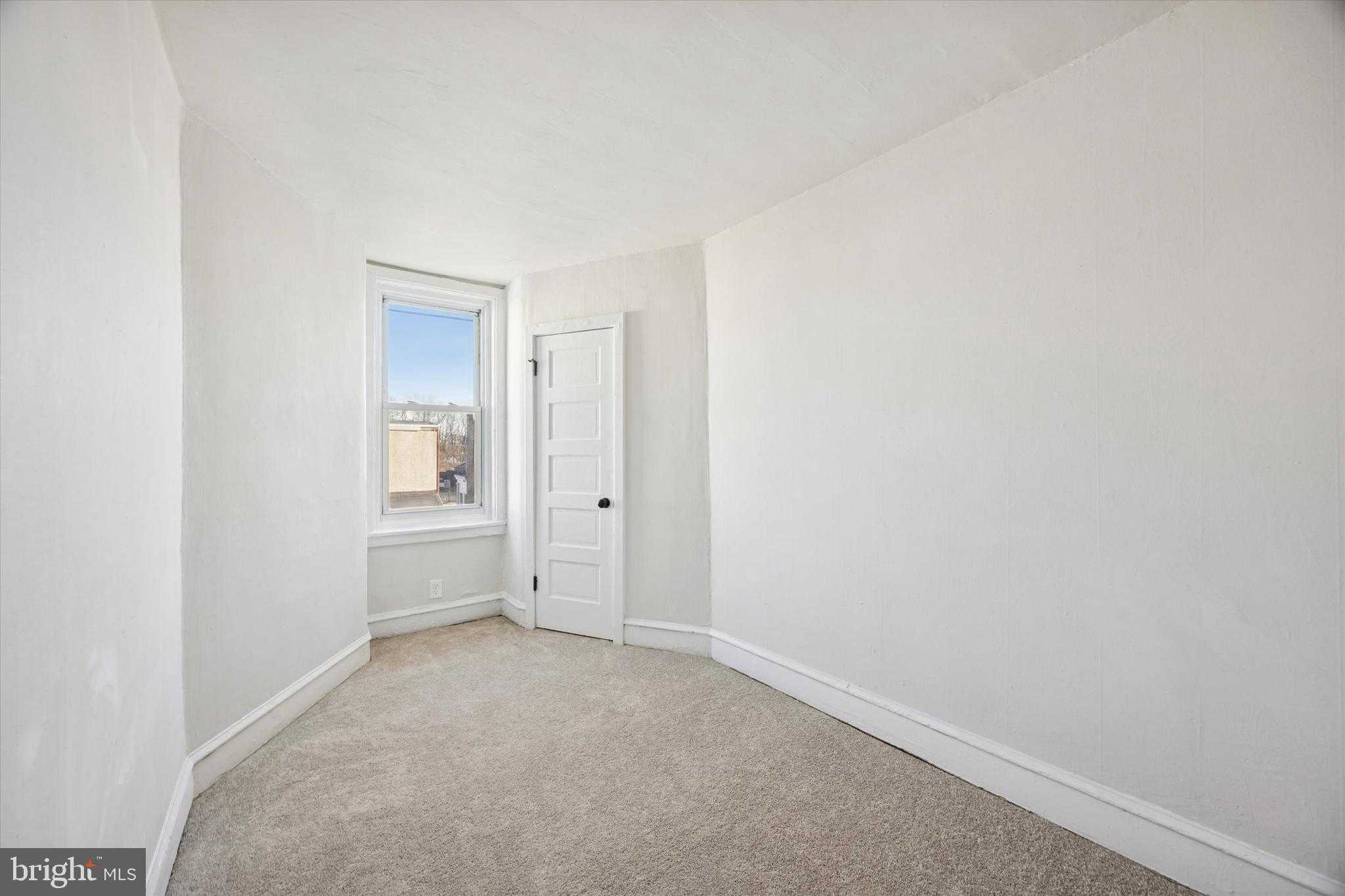 2537 S Millick St photo 11