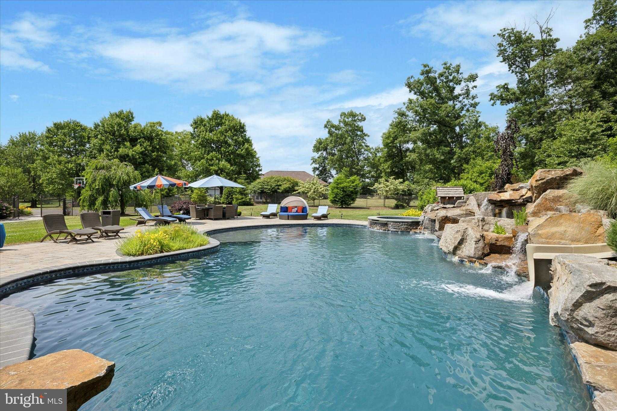 414 Fallowfield Ln photo 46