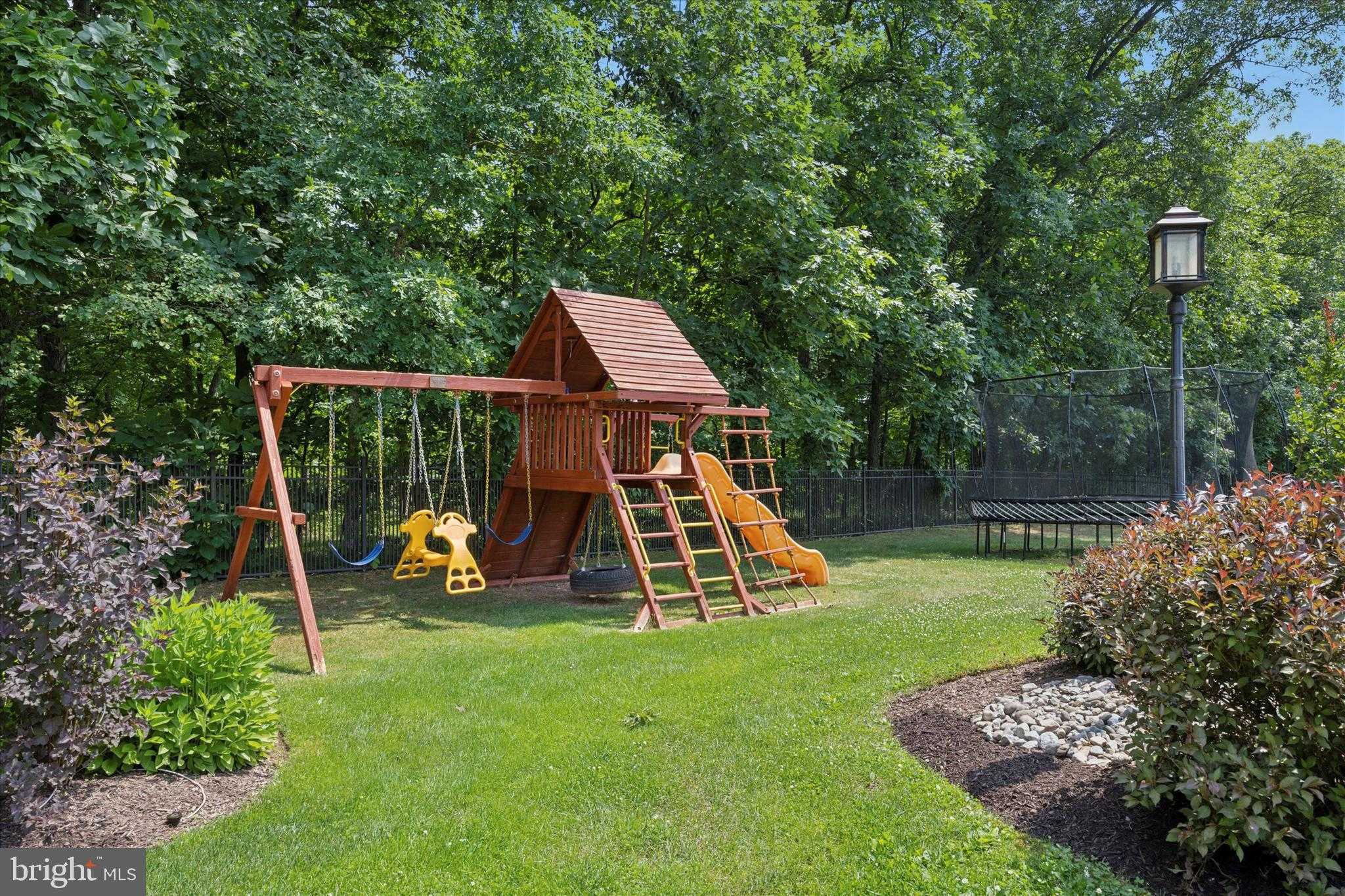 414 Fallowfield Ln photo 48