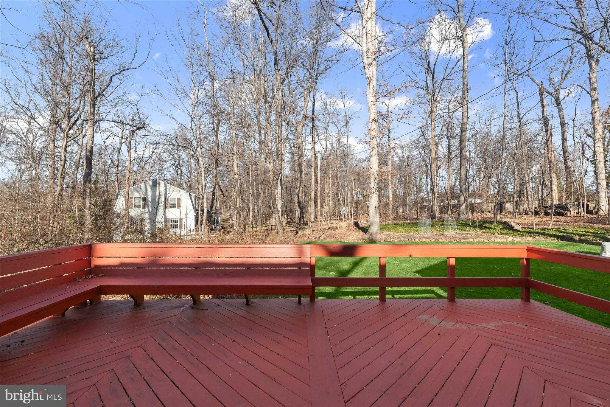 3300 Roscommon Dr photo 8