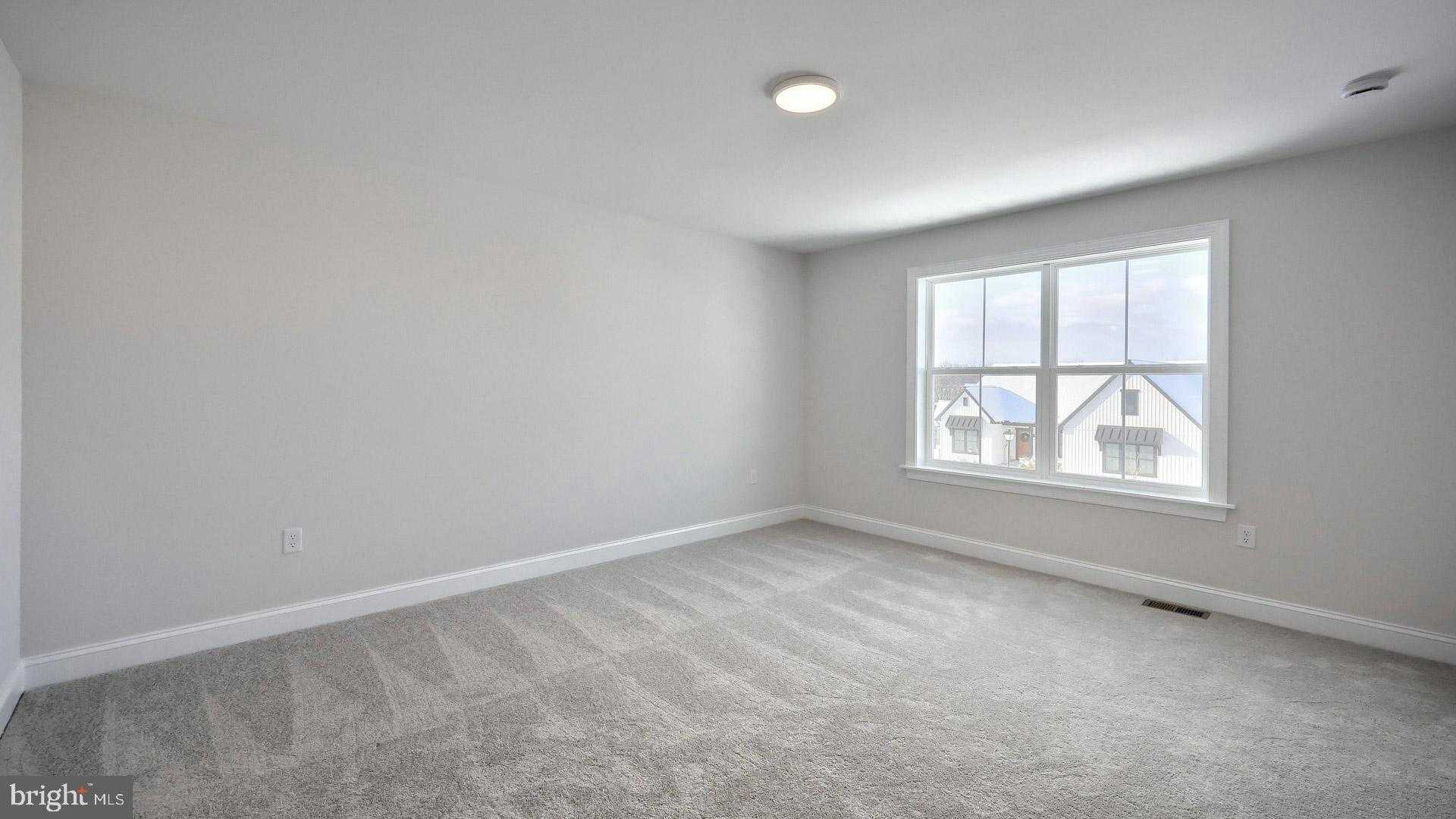 148 Forge Dr photo 27