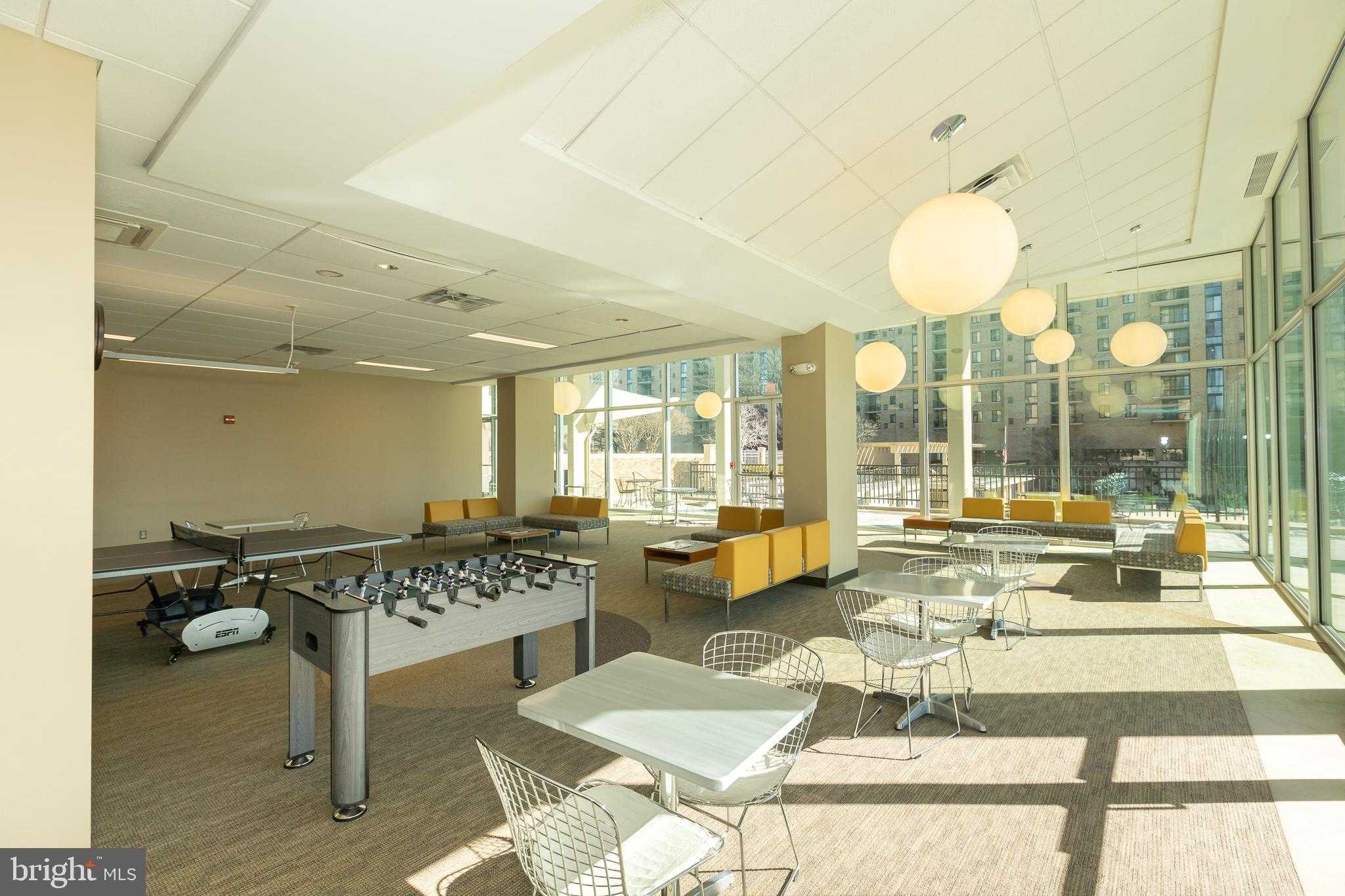 4600 S Four Mile Run Dr Apt 623 photo 32