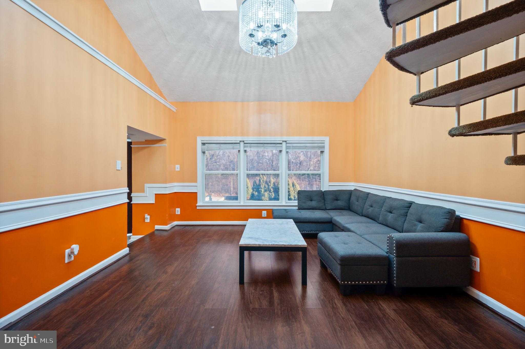 7902 Bridge Ave photo 3