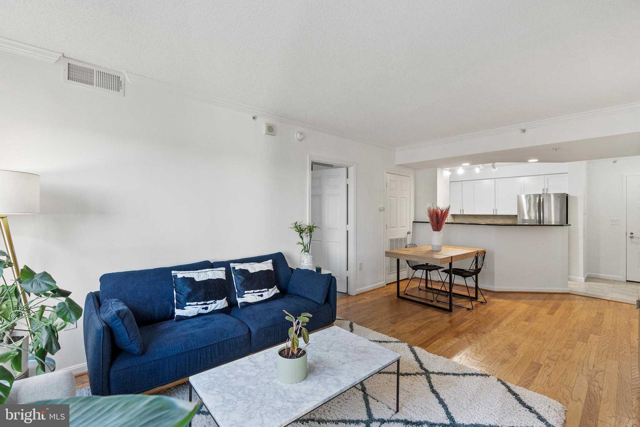 3101 N Hampton Dr Apt 1014 photo 9