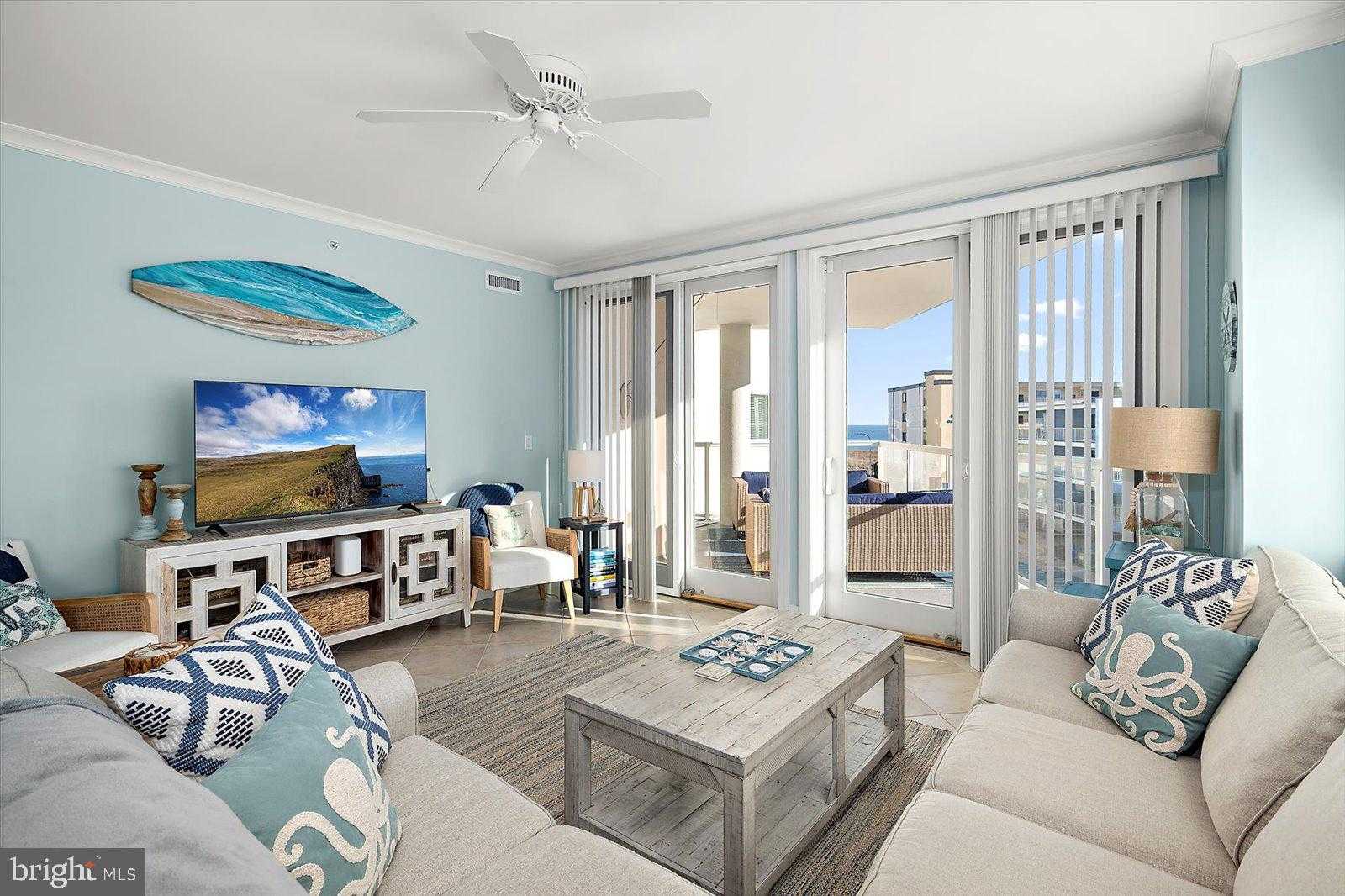 8 60th St Unit 302 photo 2