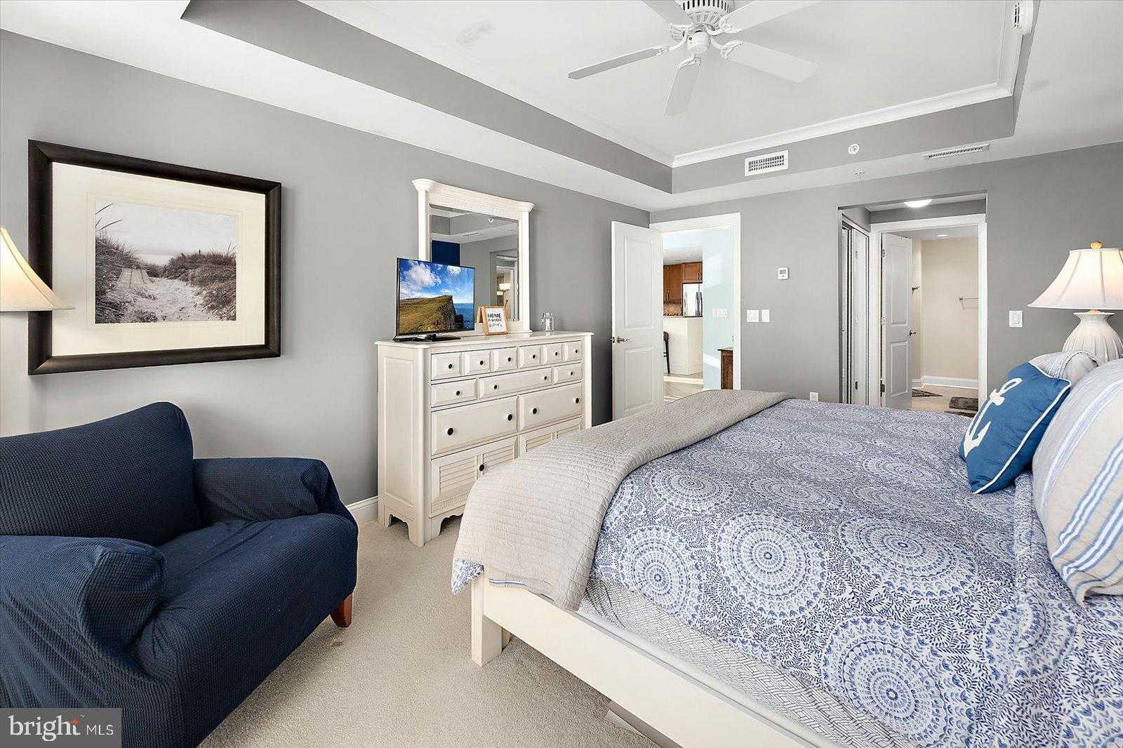 8 60th St Unit 302 photo 46