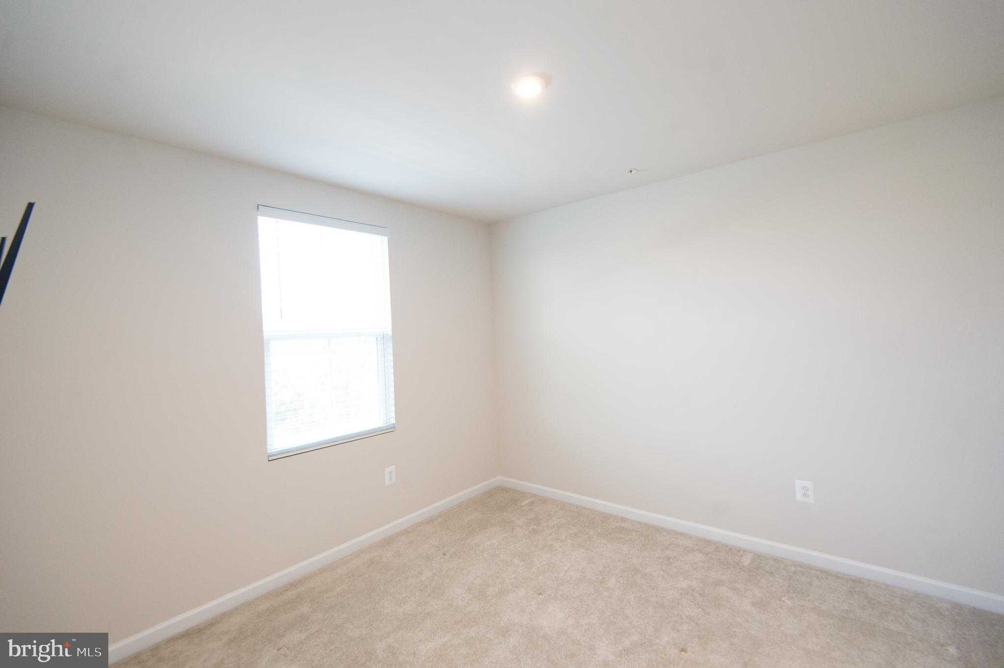 120 Mariners Way photo 22