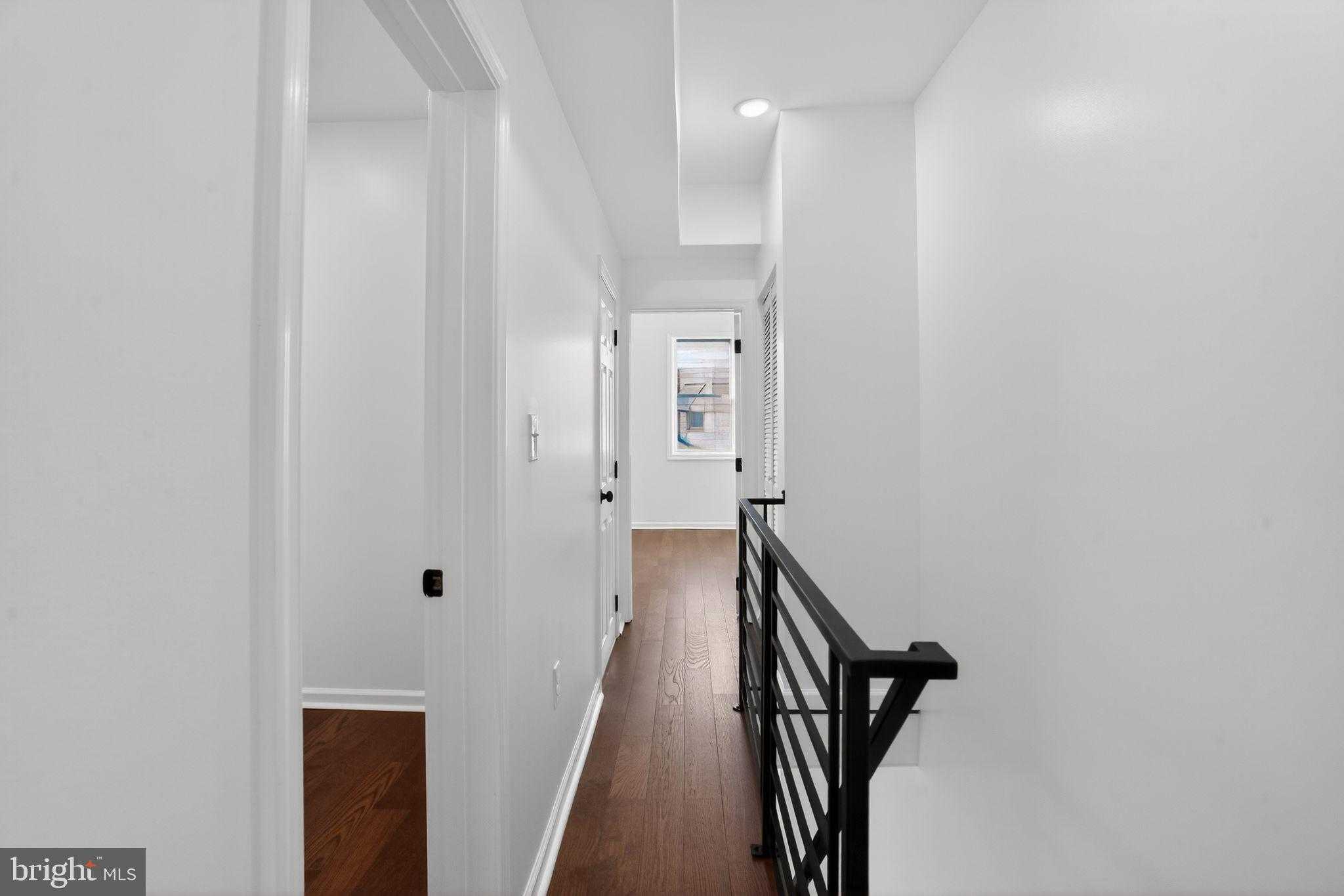 1453 N 30th St photo 15