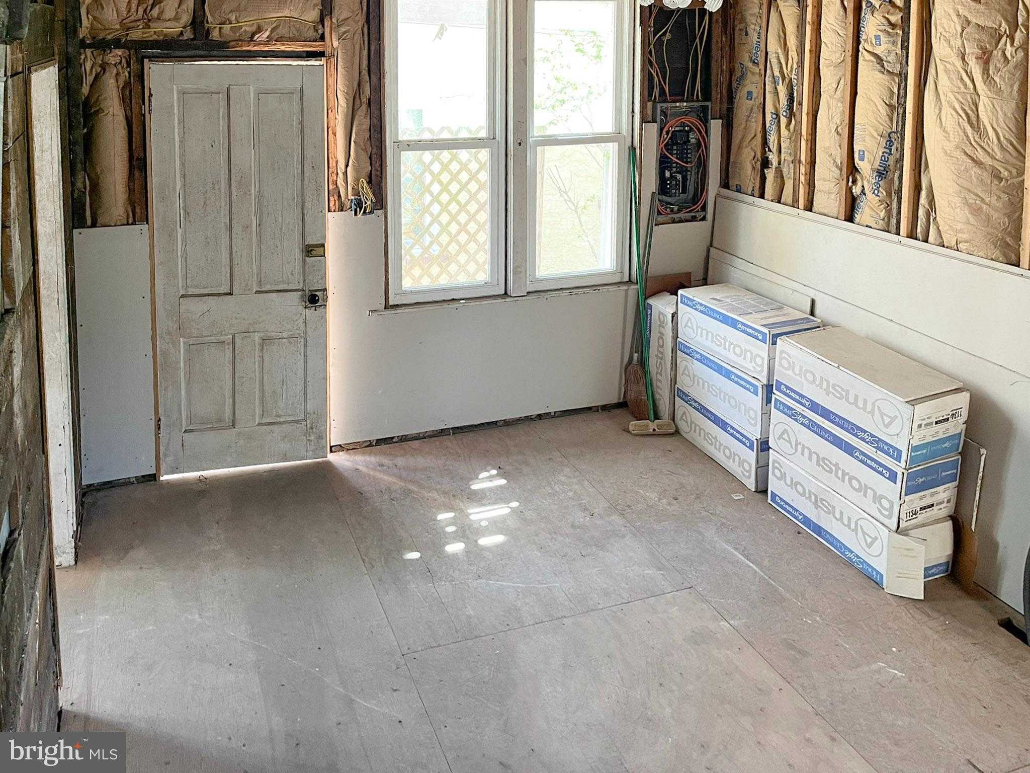 33 W Garber St photo 19