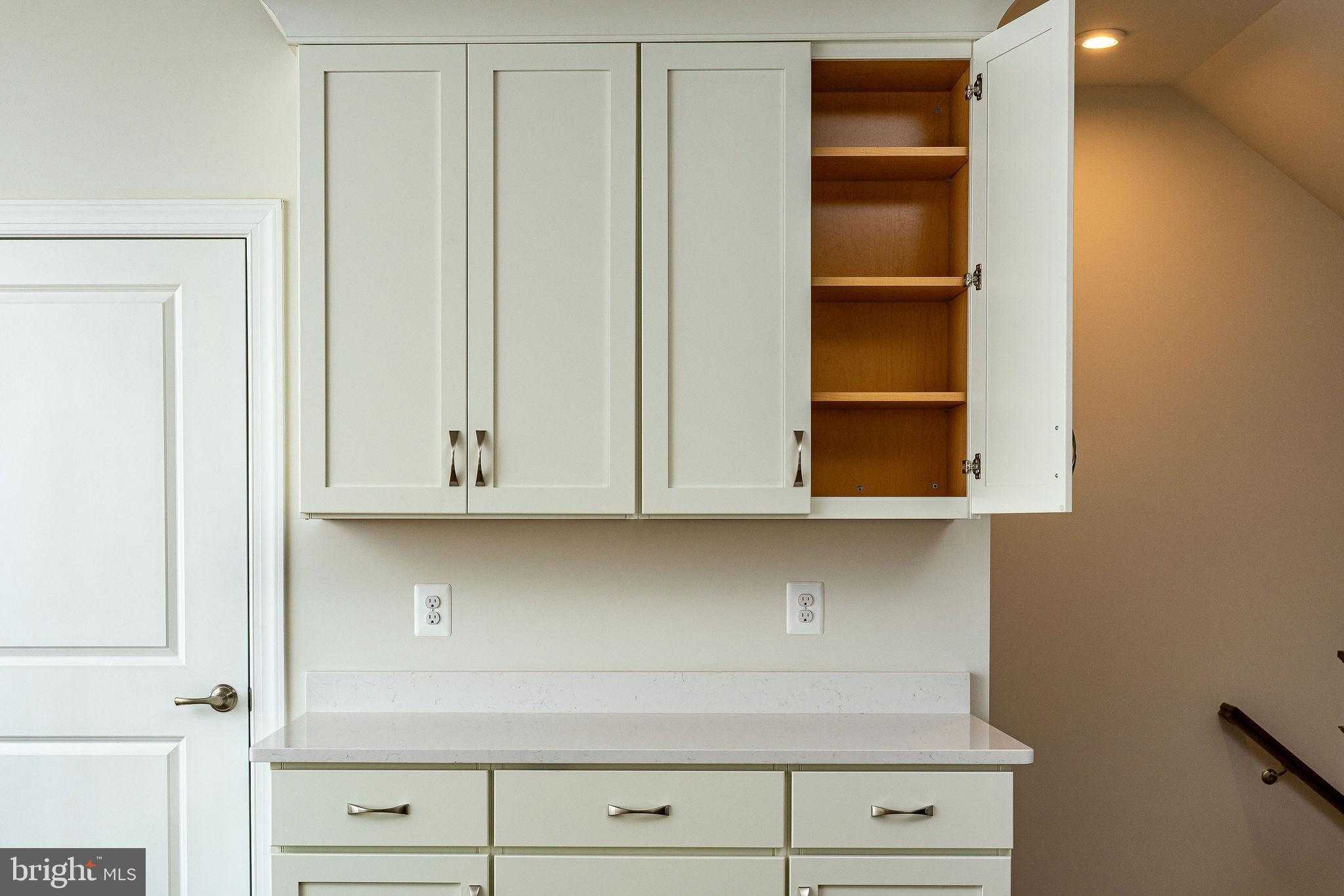 23590 Raytown Ter photo 8