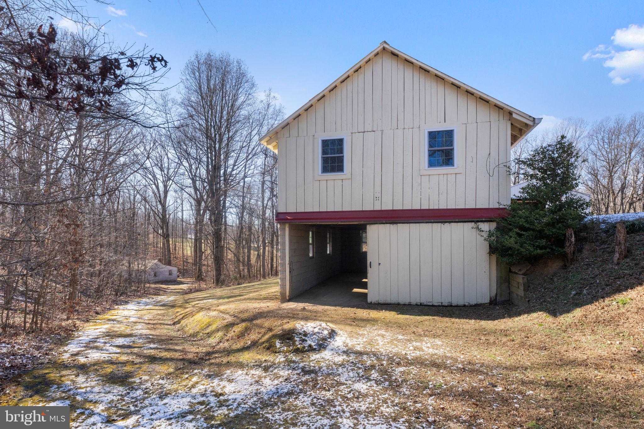 9905 Croom Rd photo 116