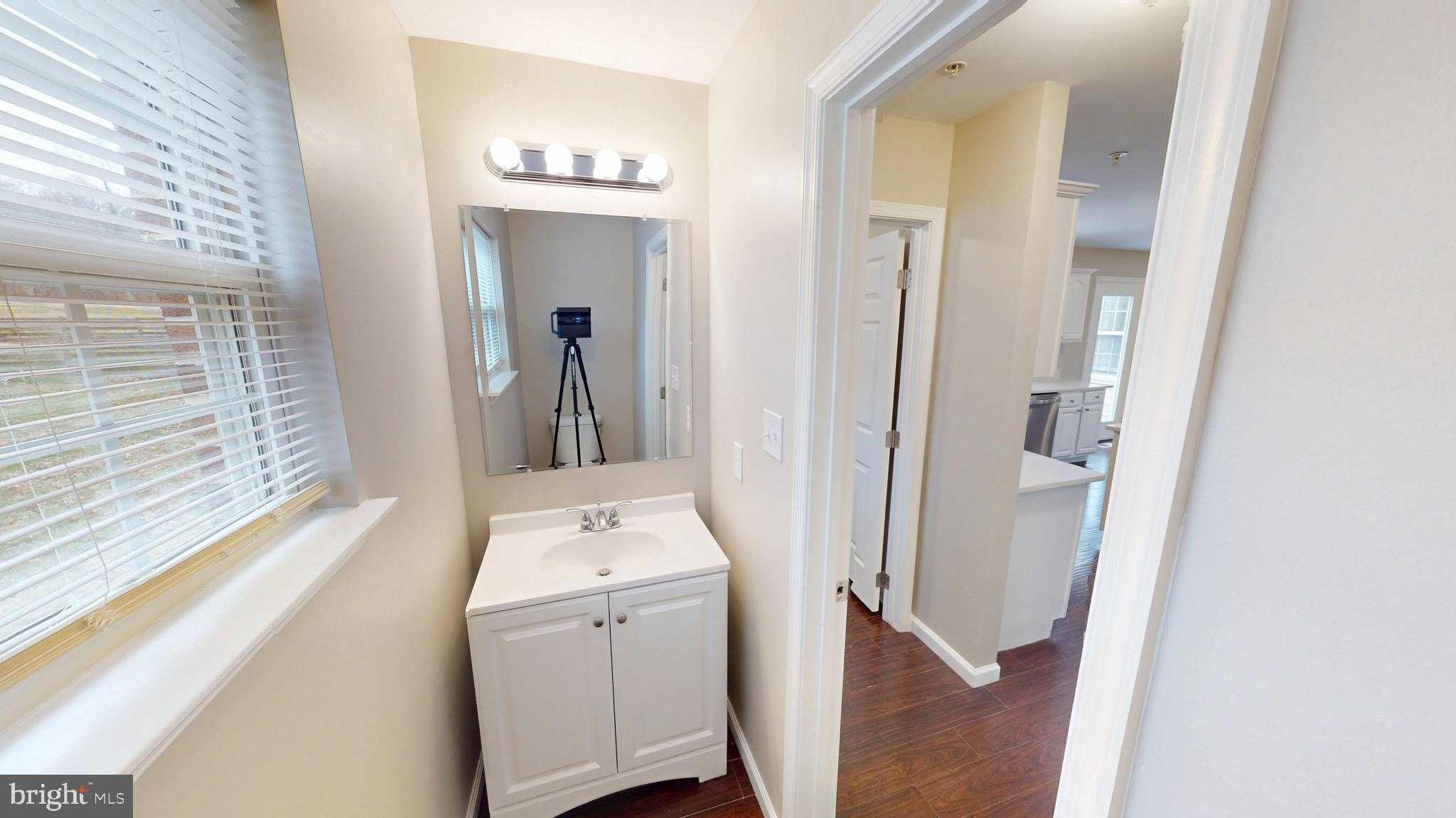 725 Gleneagles Dr photo 52