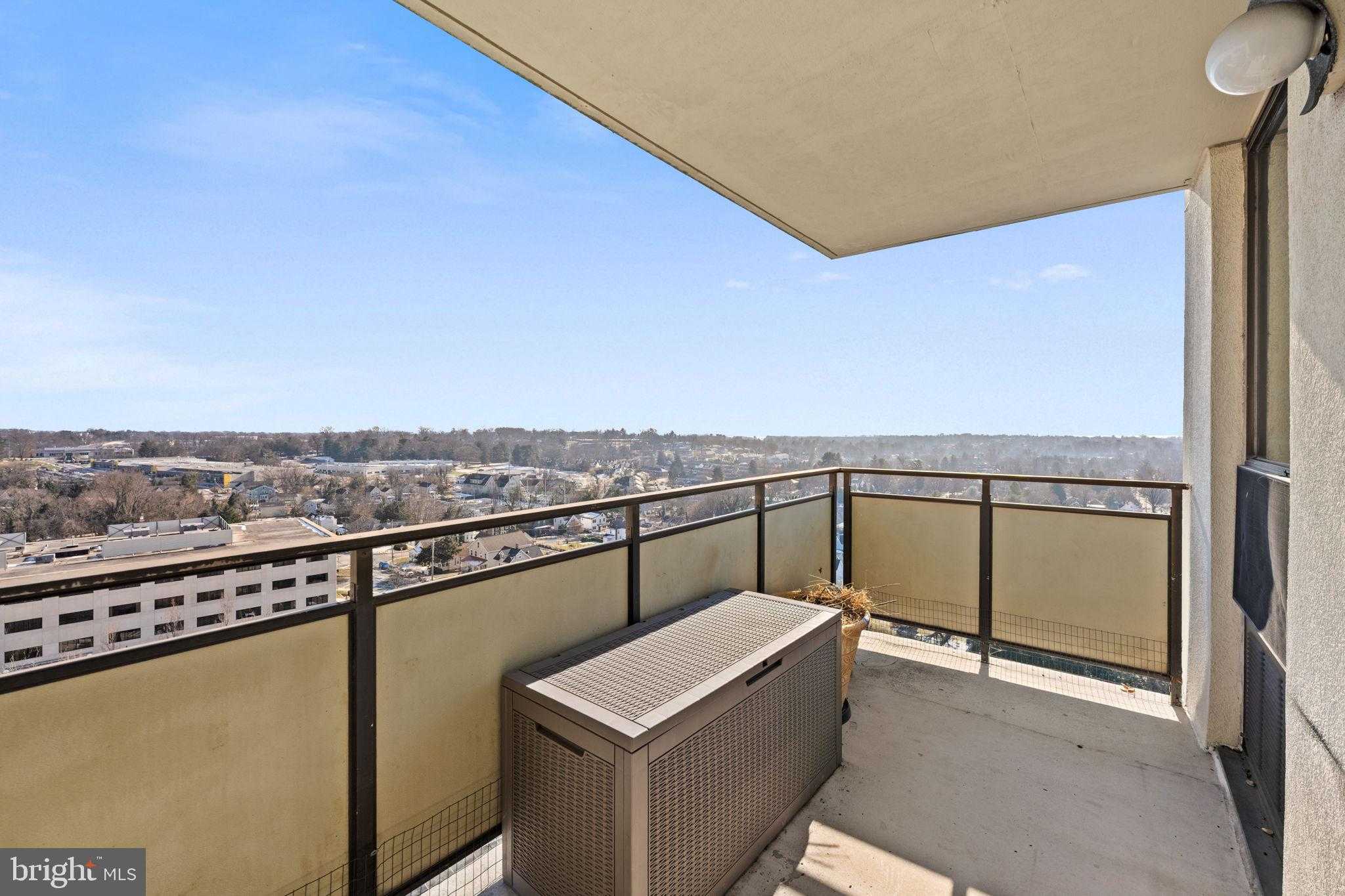 205 E Joppa Rd Apt 1505 photo 21