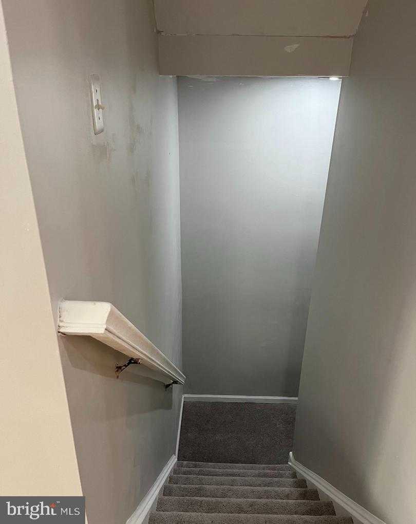 9163 Stonegarden Dr photo 21