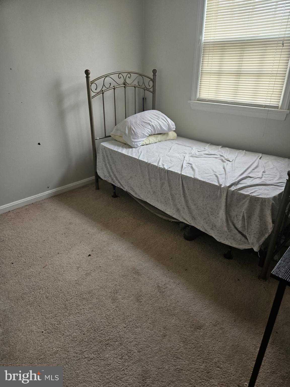 1760 E West Hwy photo 11