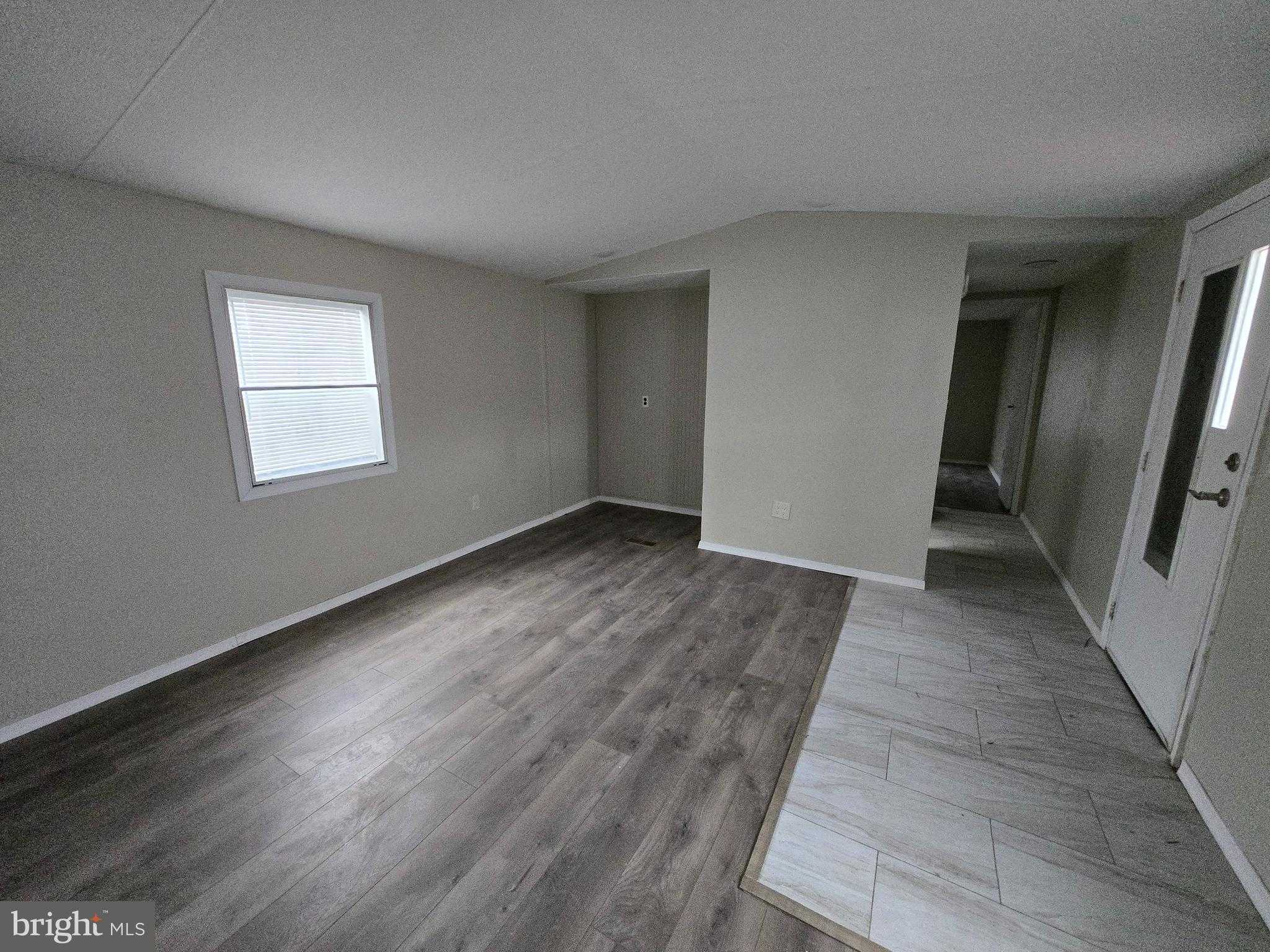 1892 Emily Dr photo 7