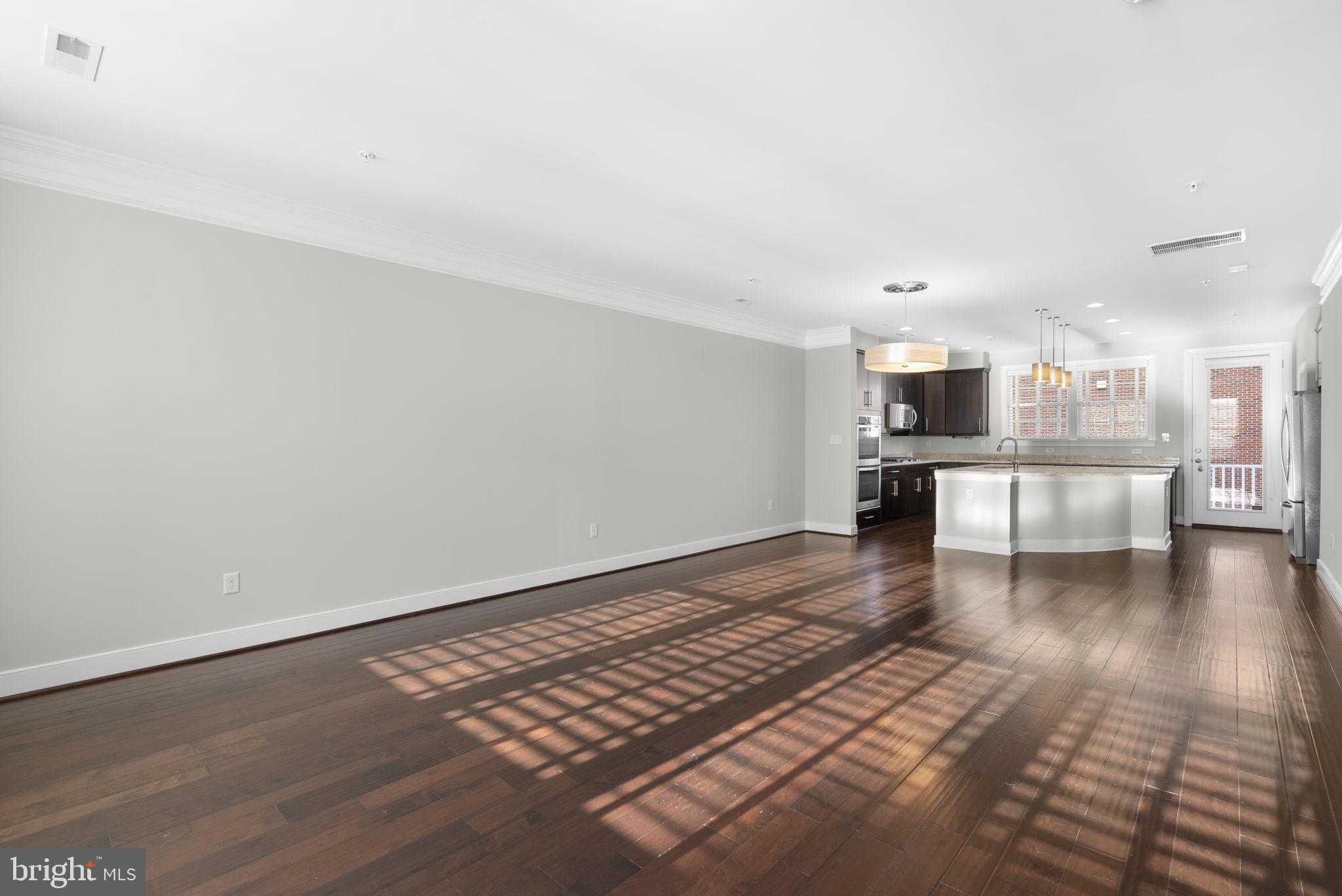 606 Crown Park Ave photo 16