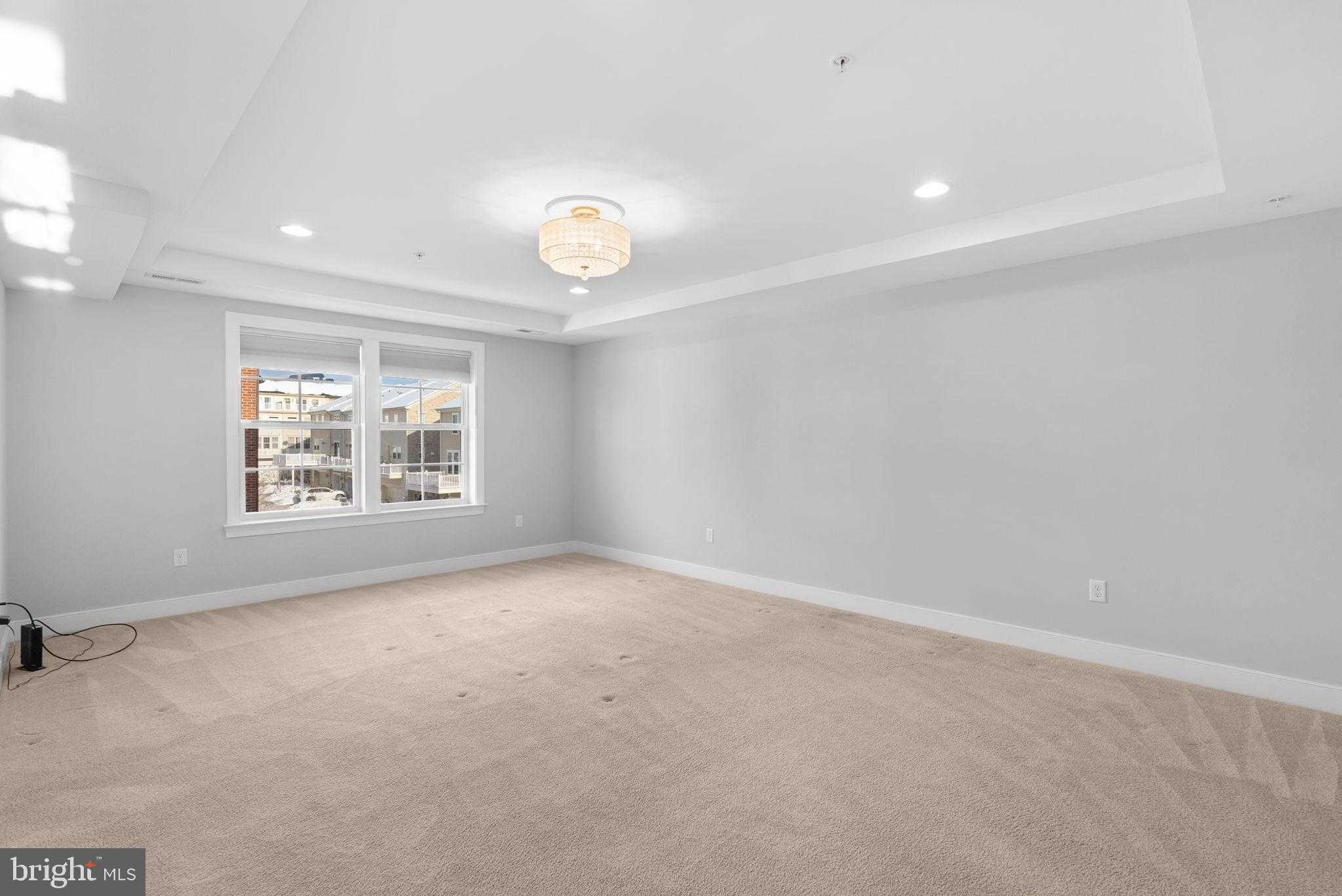 606 Crown Park Ave photo 26