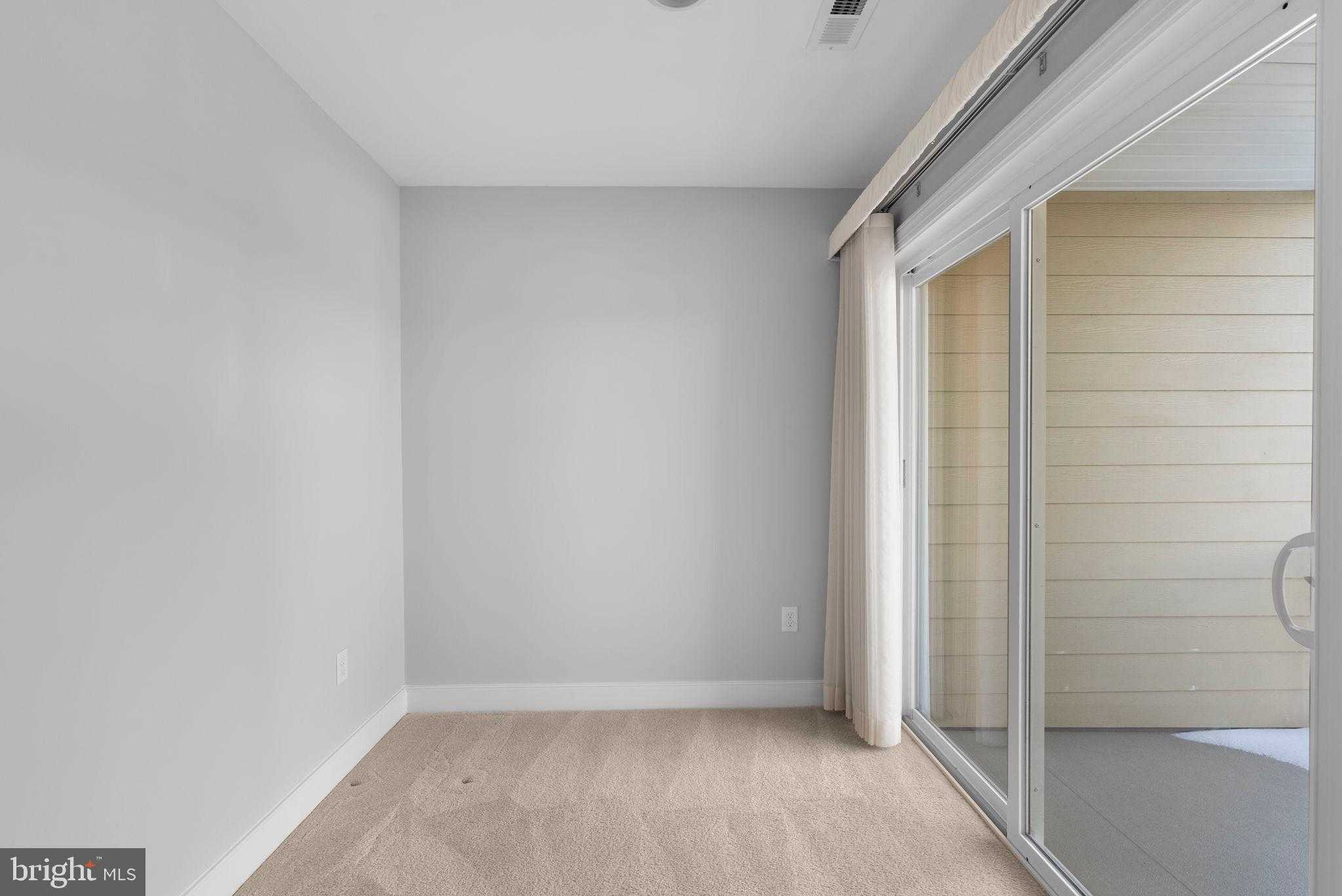 606 Crown Park Ave photo 29