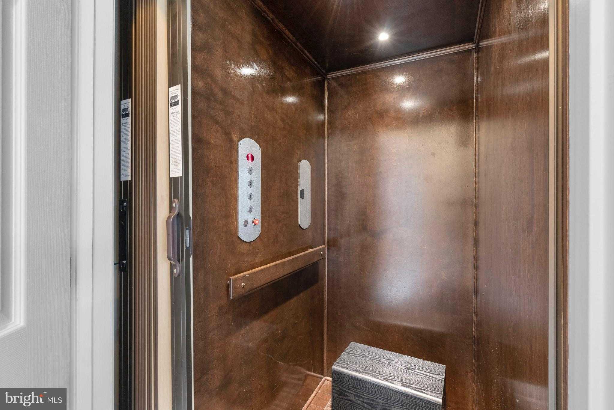 606 Crown Park Ave photo 4