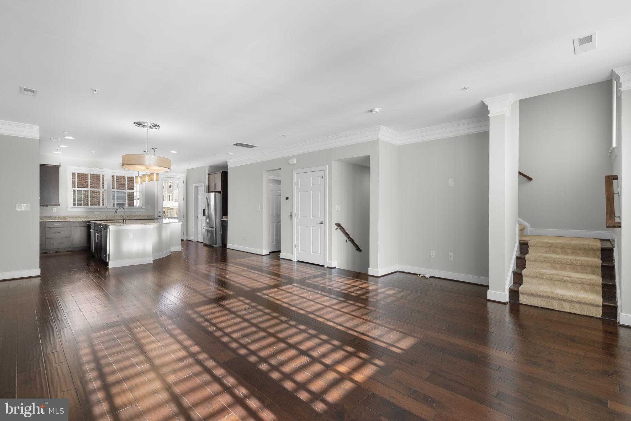 606 Crown Park Ave photo 9