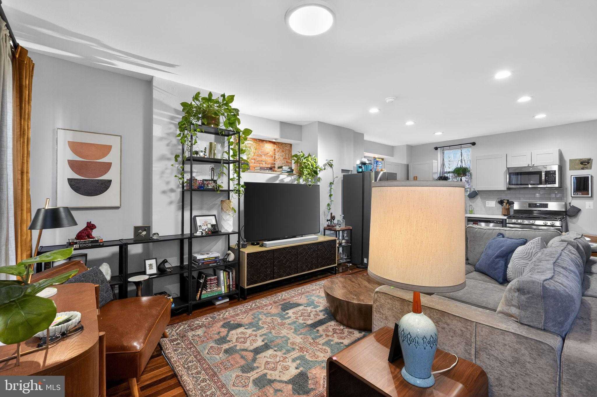 1616 Webster St photo 11