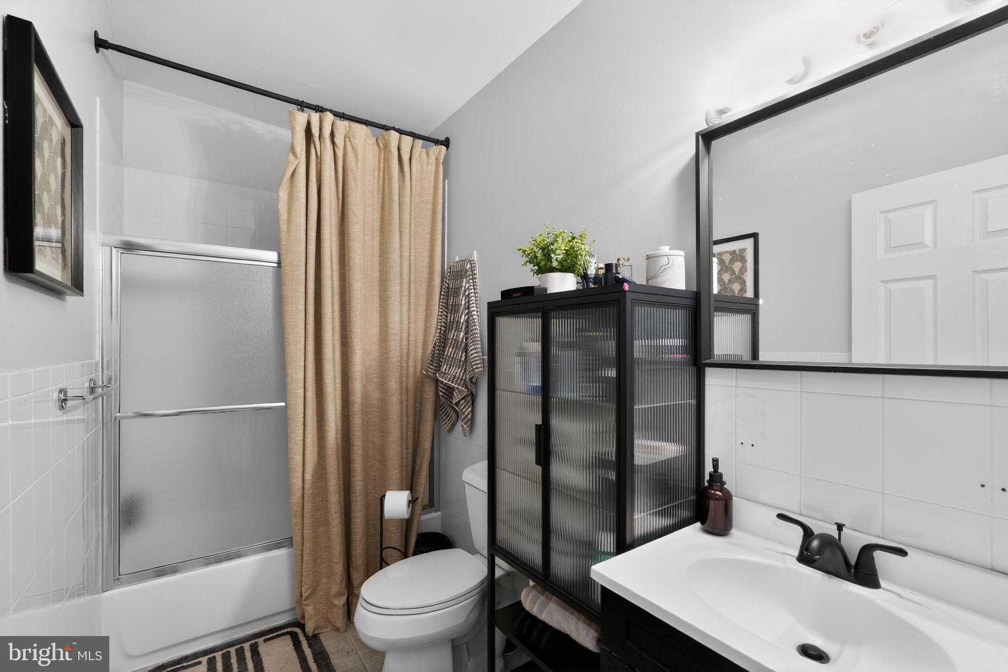 1616 Webster St photo 31