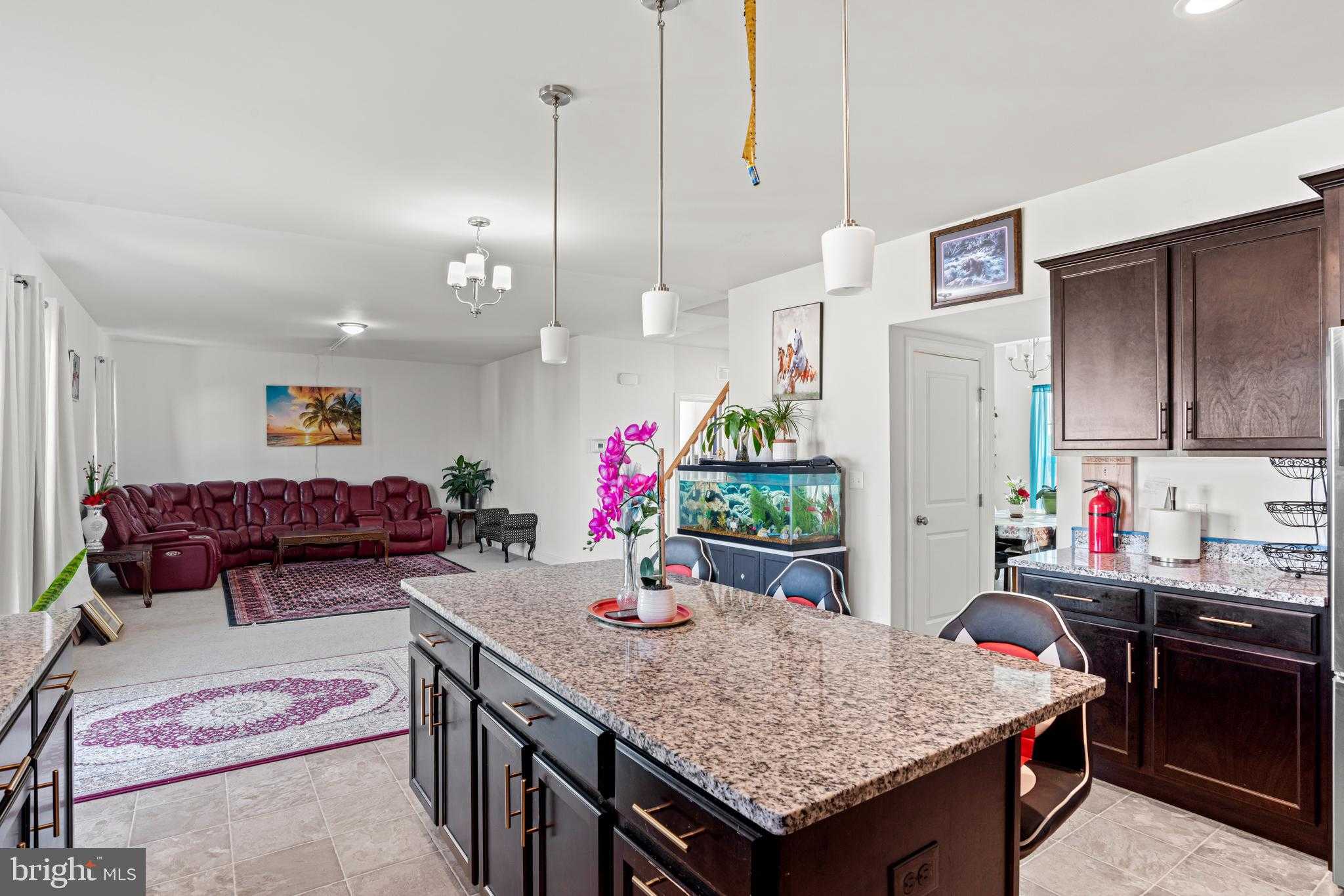 911 Ashfield Dr photo 10