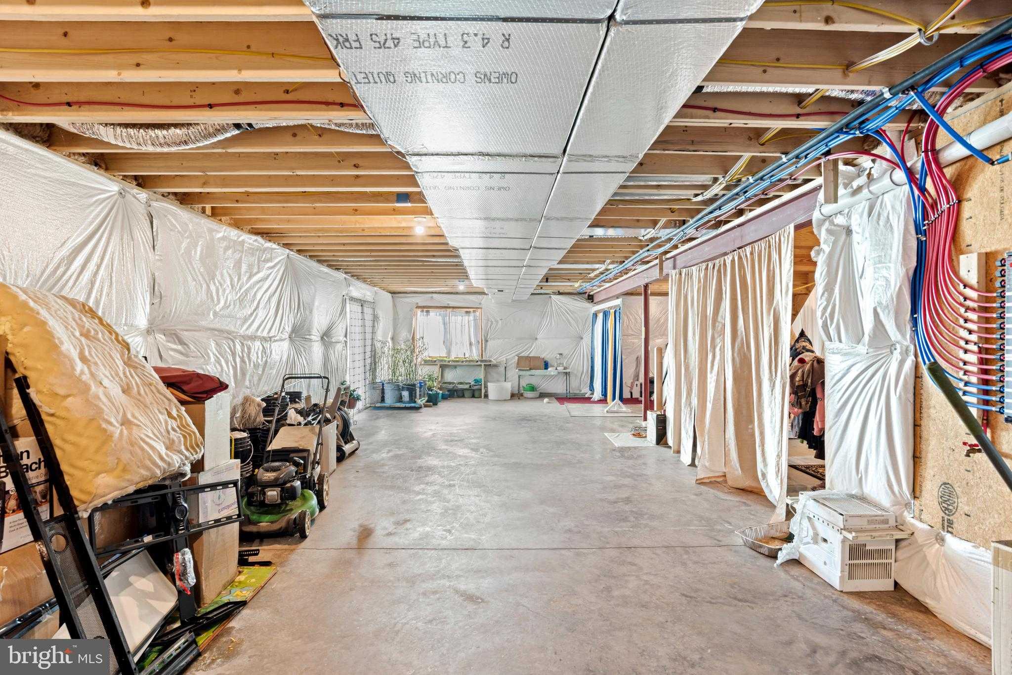 911 Ashfield Dr photo 36