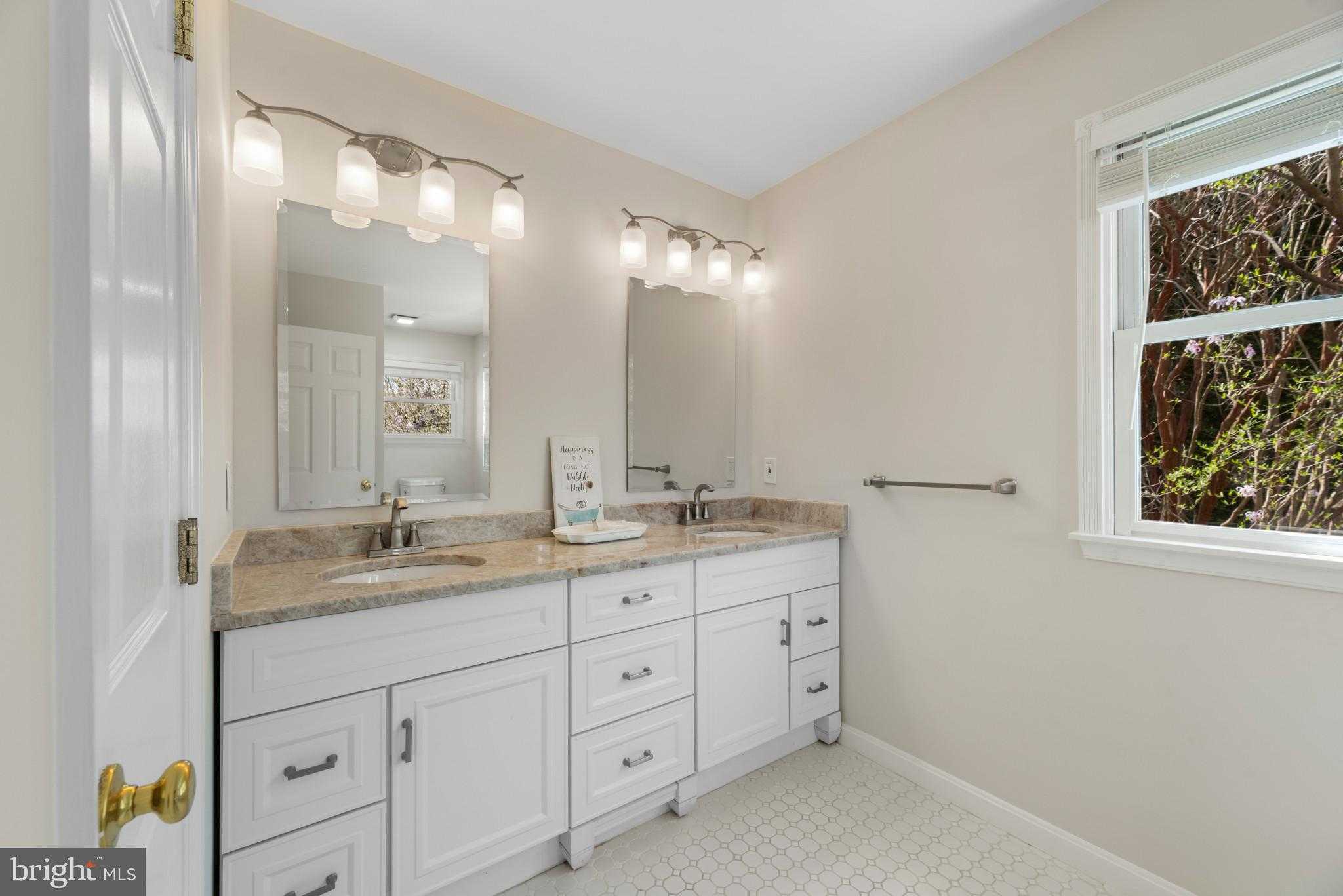 5929 Deale Beach Rd photo 35