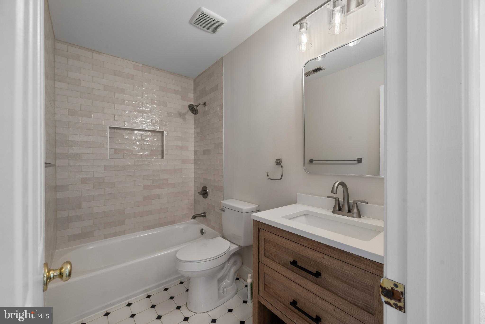 5929 Deale Beach Rd photo 40