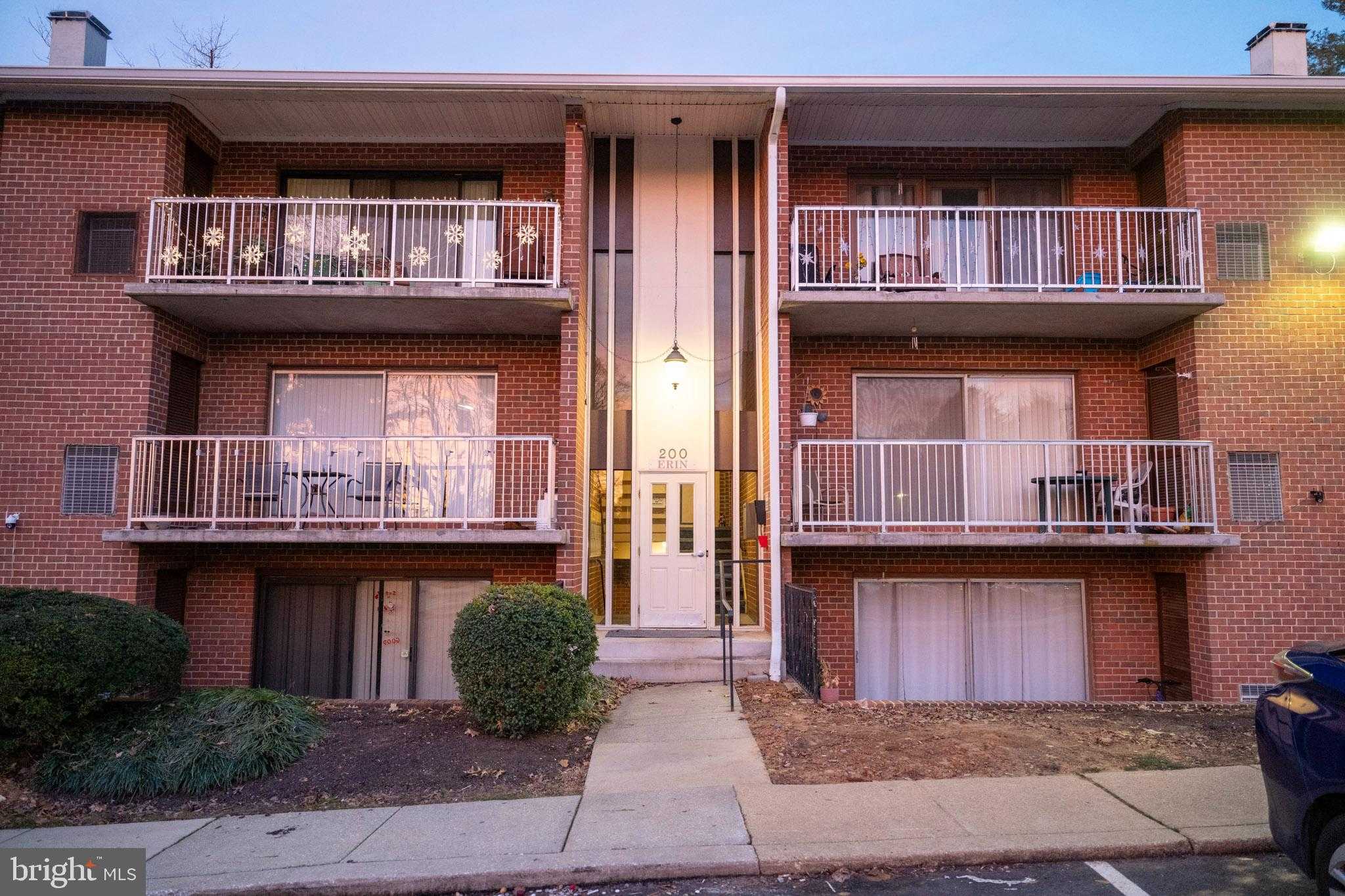 200 Erin Way Apt 204, Reisterstown