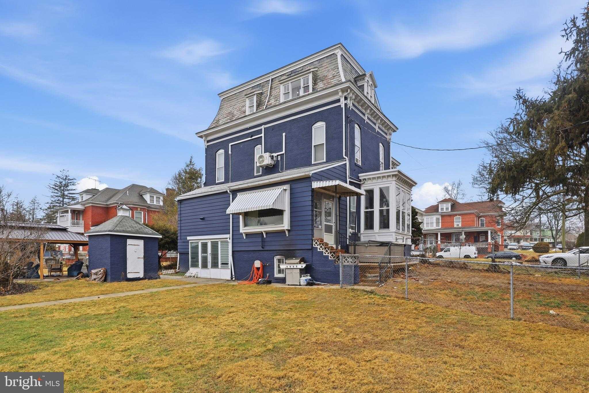 352 High St photo 53