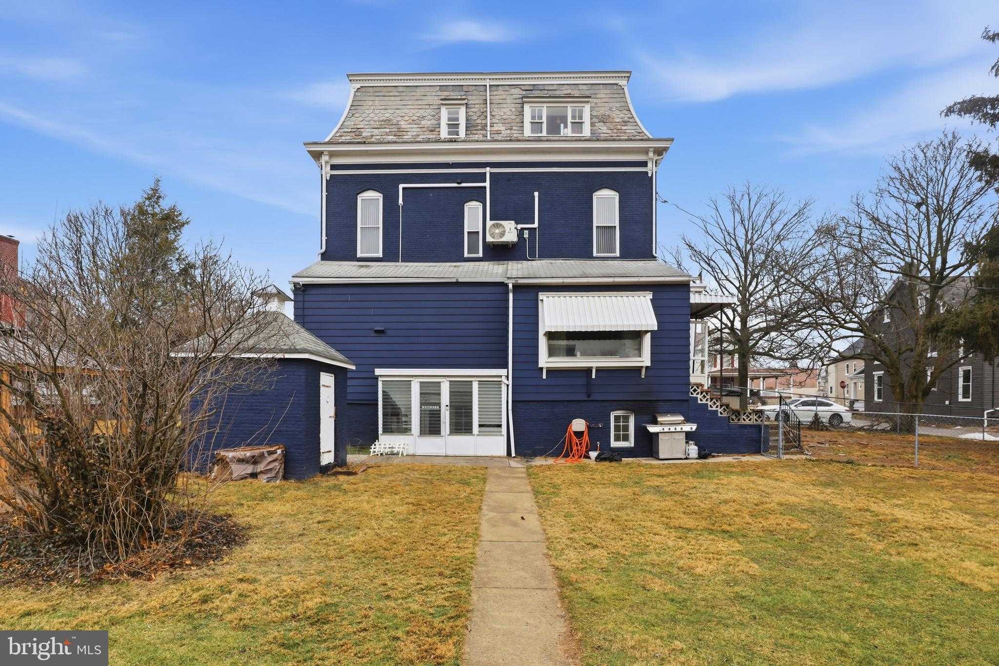 352 High St photo 55