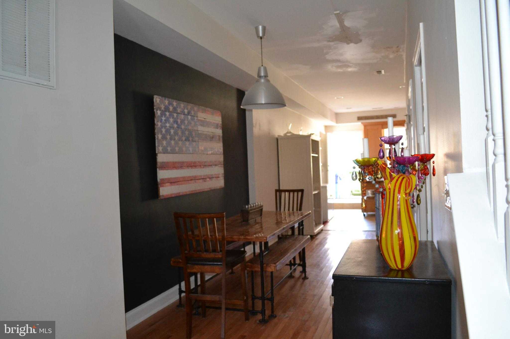 1410 N Bond St photo 4