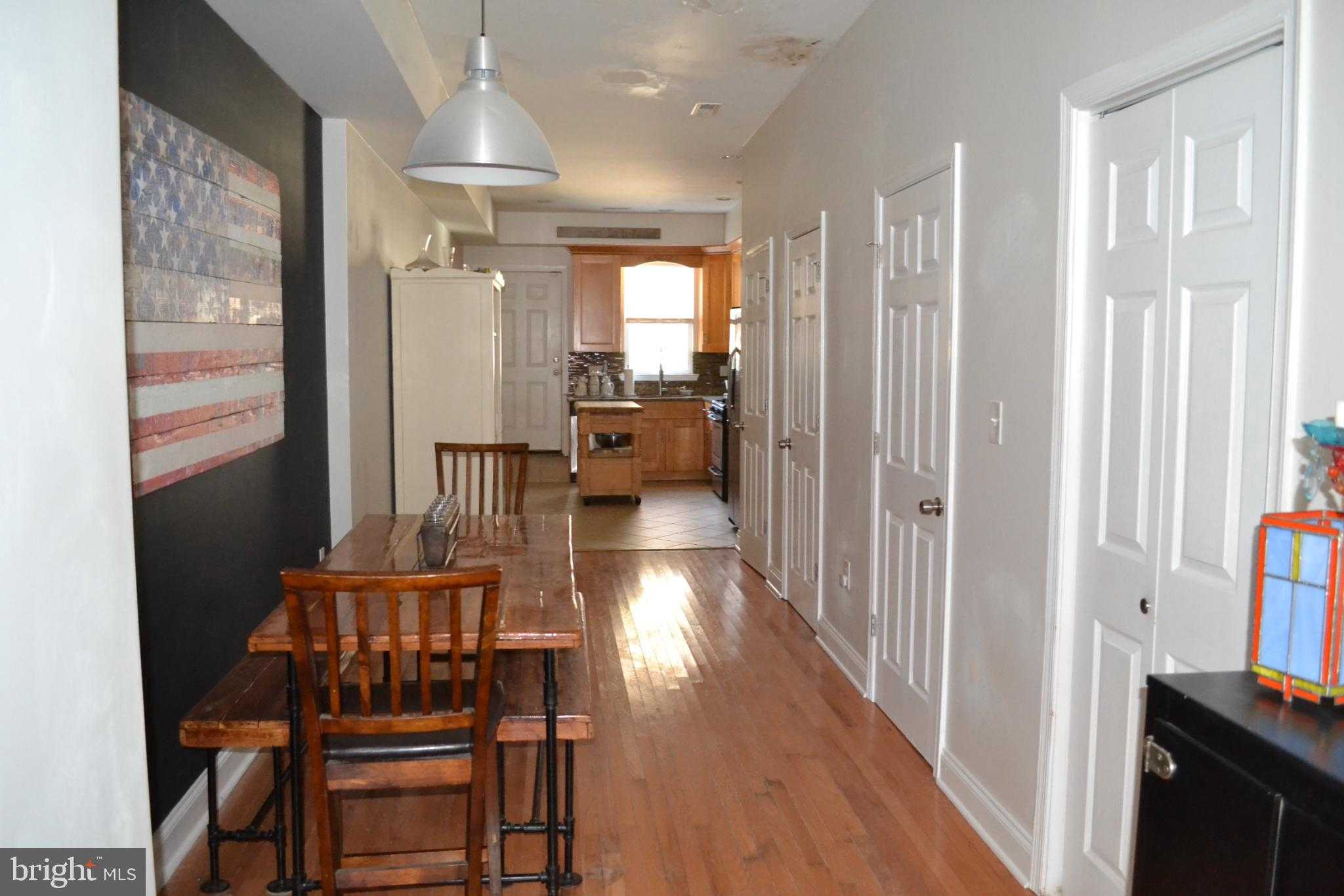 1410 N Bond St photo 5