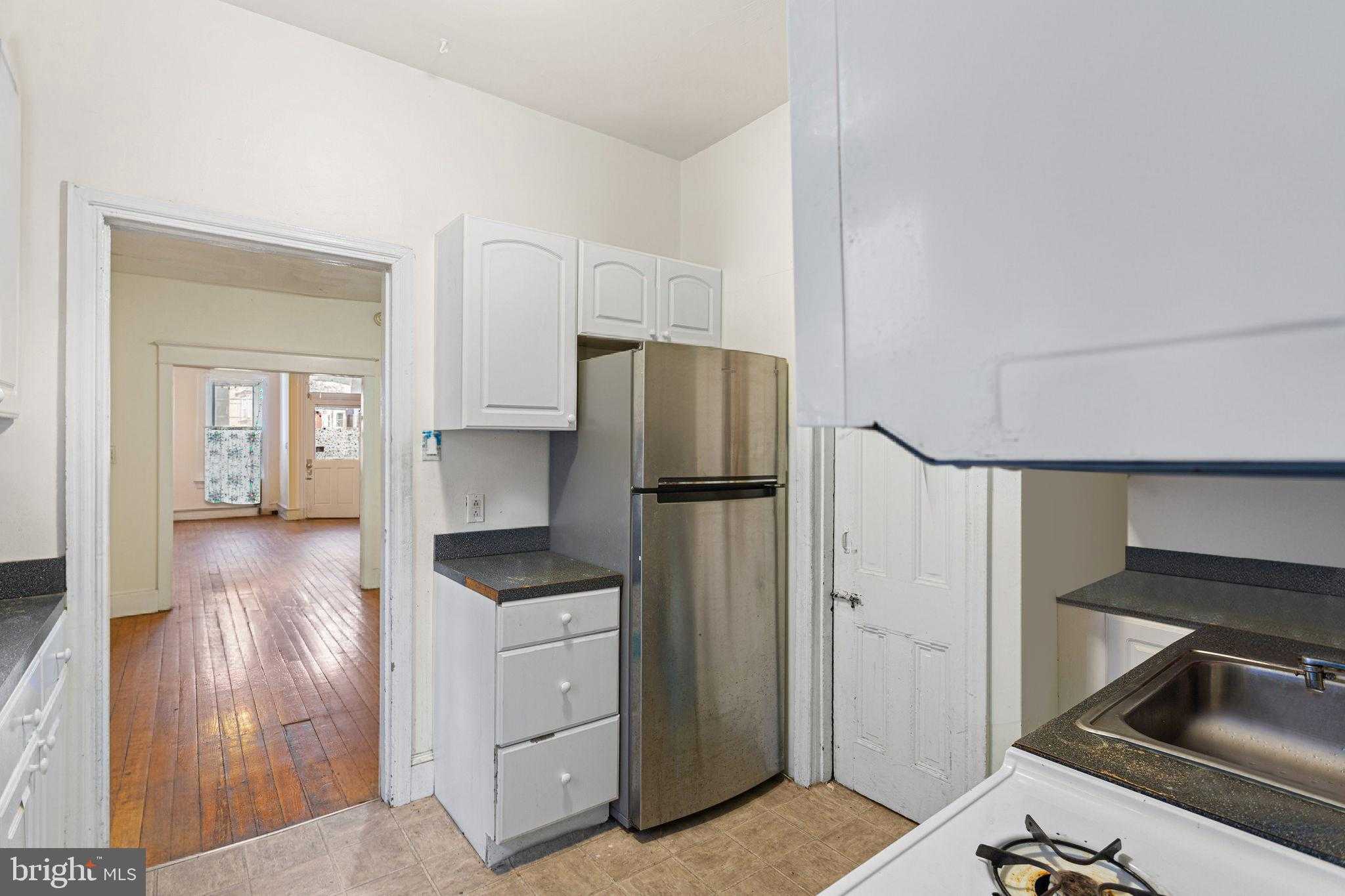 4316 Pine St photo 6