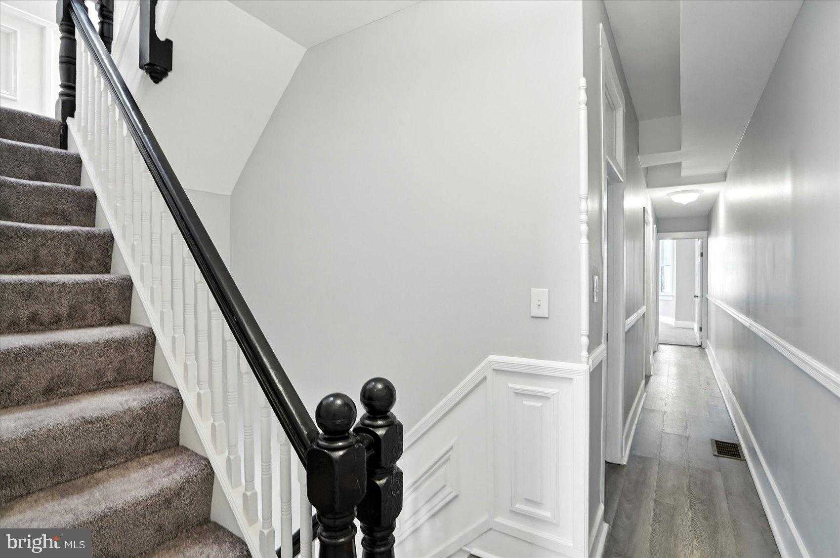 1628 E Biddle St photo 14